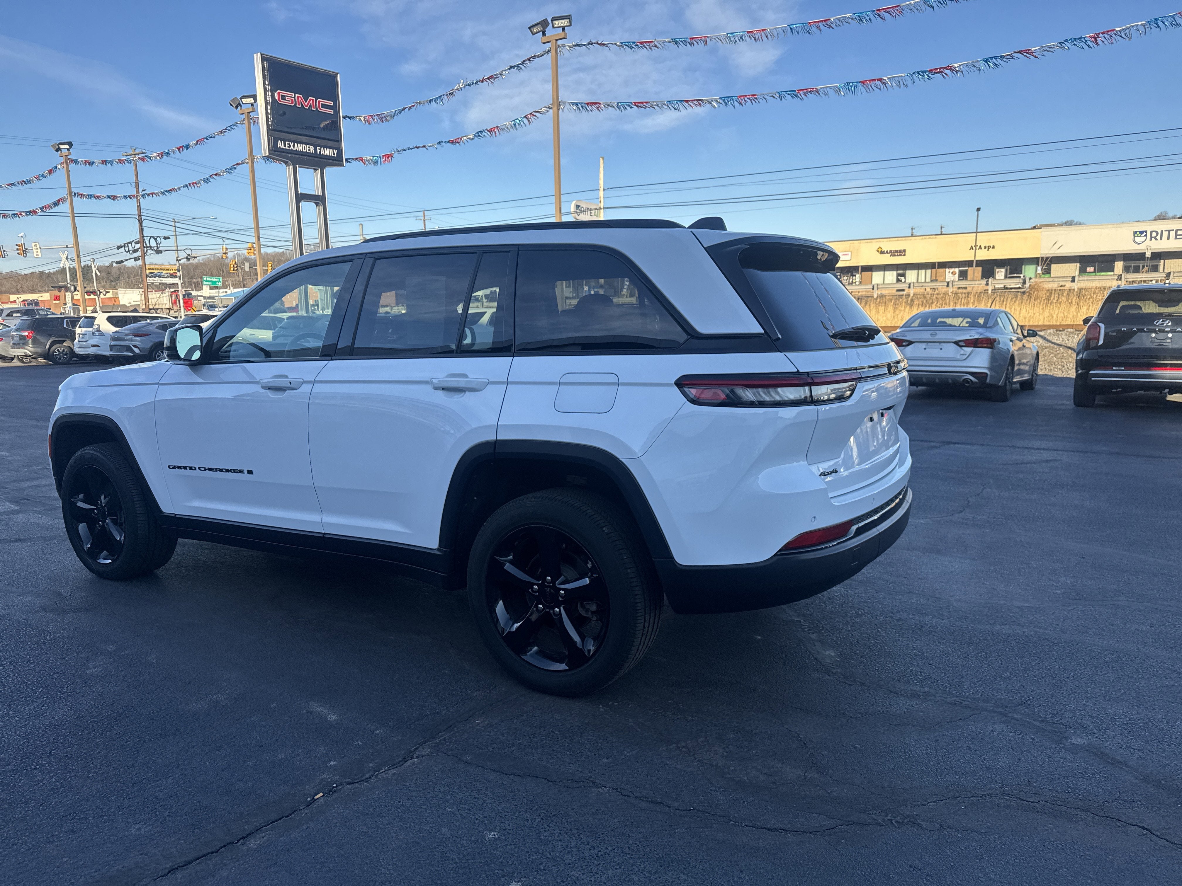 2023 Jeep Grand Cherokee Altitude