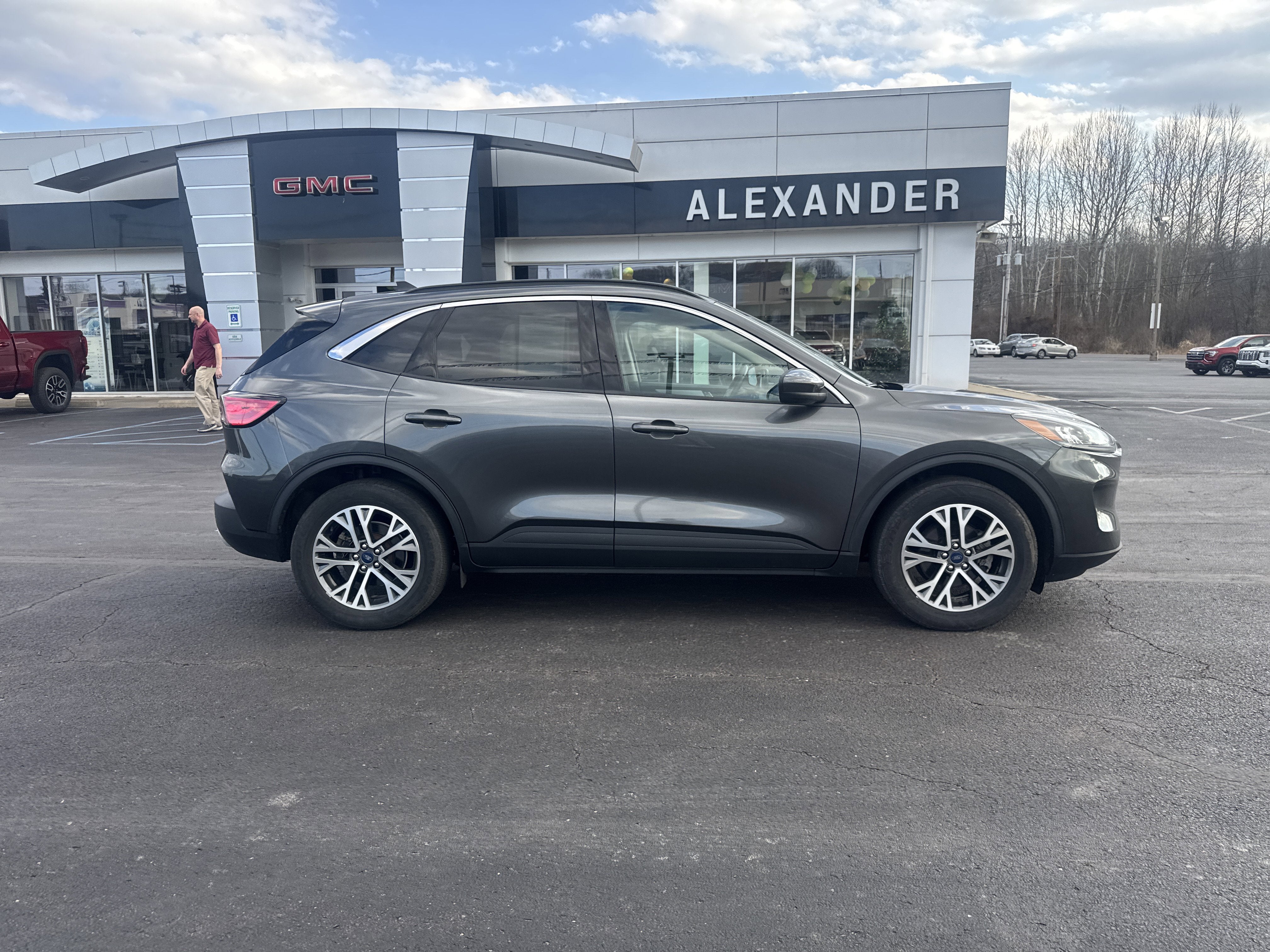 2020 Ford Escape SEL