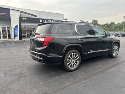 2023 GMC Acadia Denali