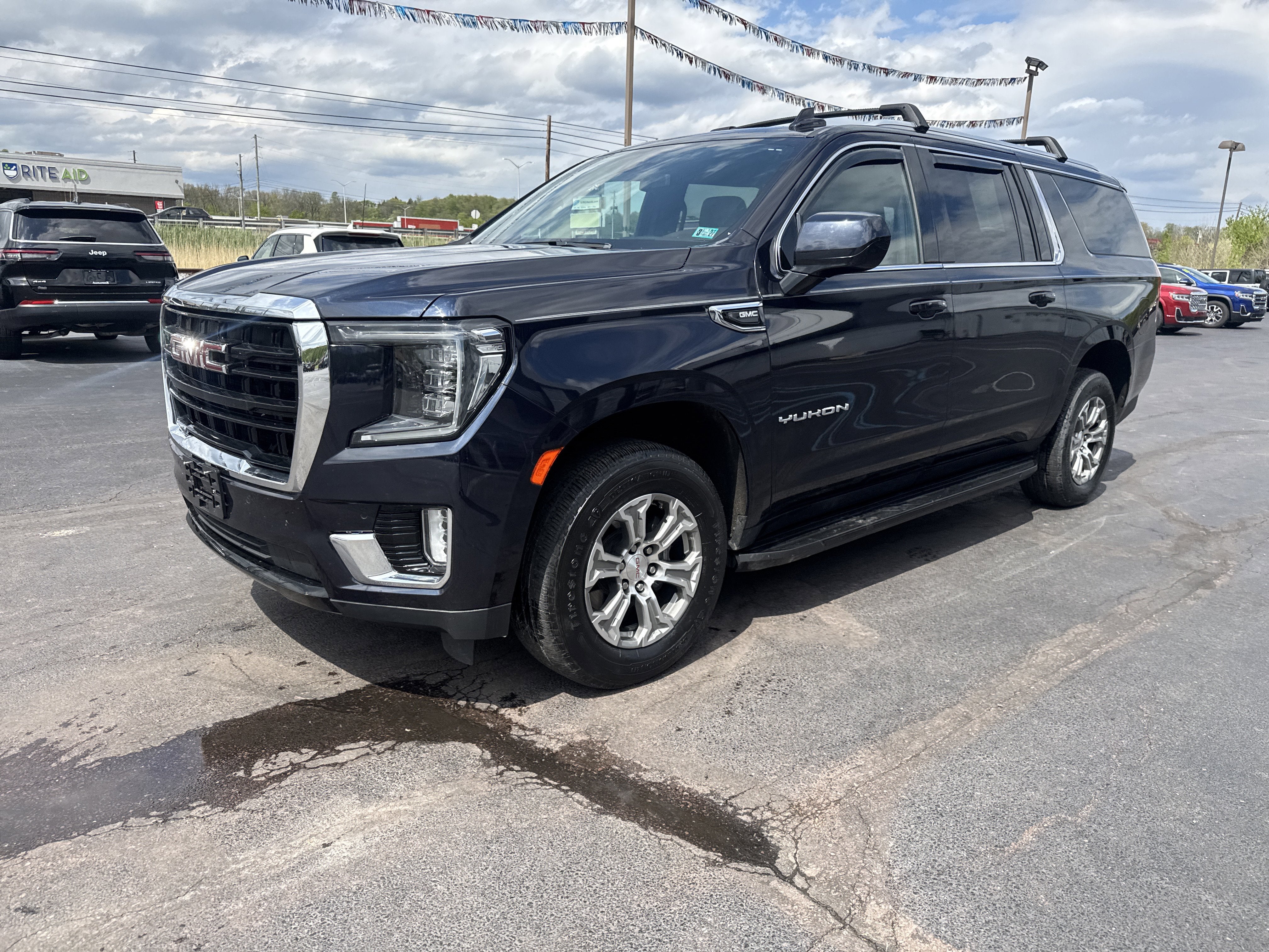 2021 GMC Yukon XL SLE