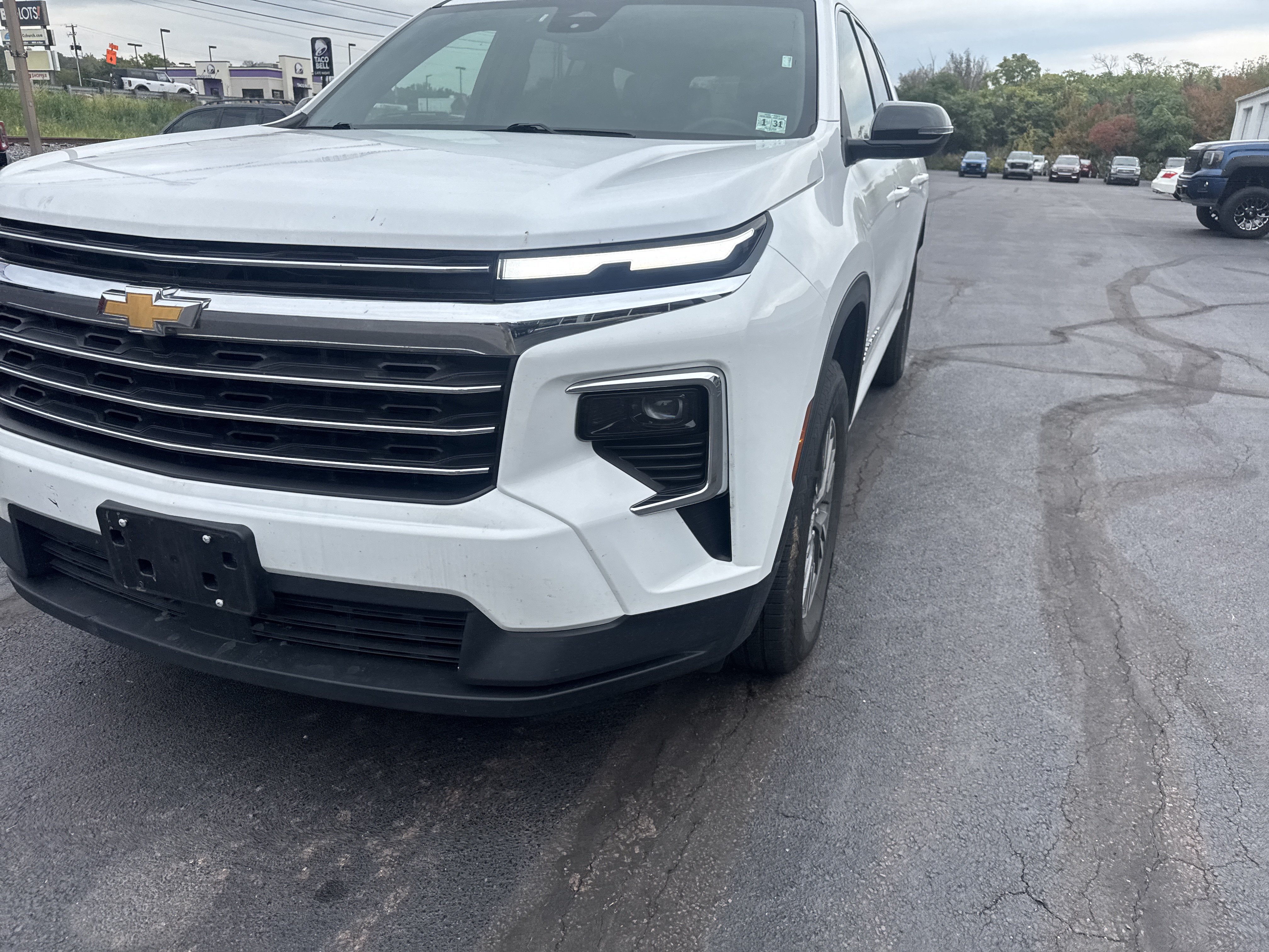 2025 Chevrolet Traverse LT