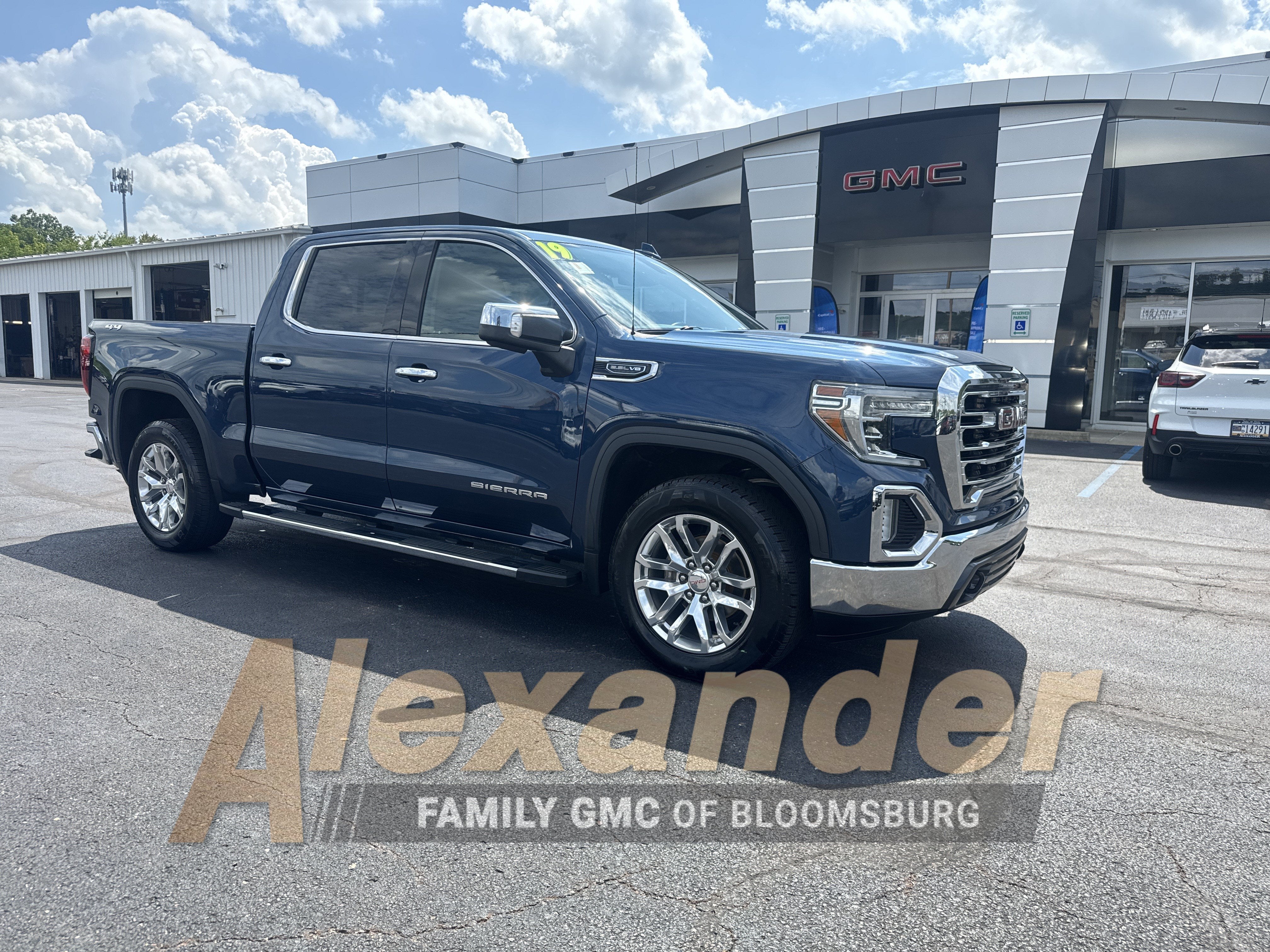 2019 GMC Sierra 1500 SLT