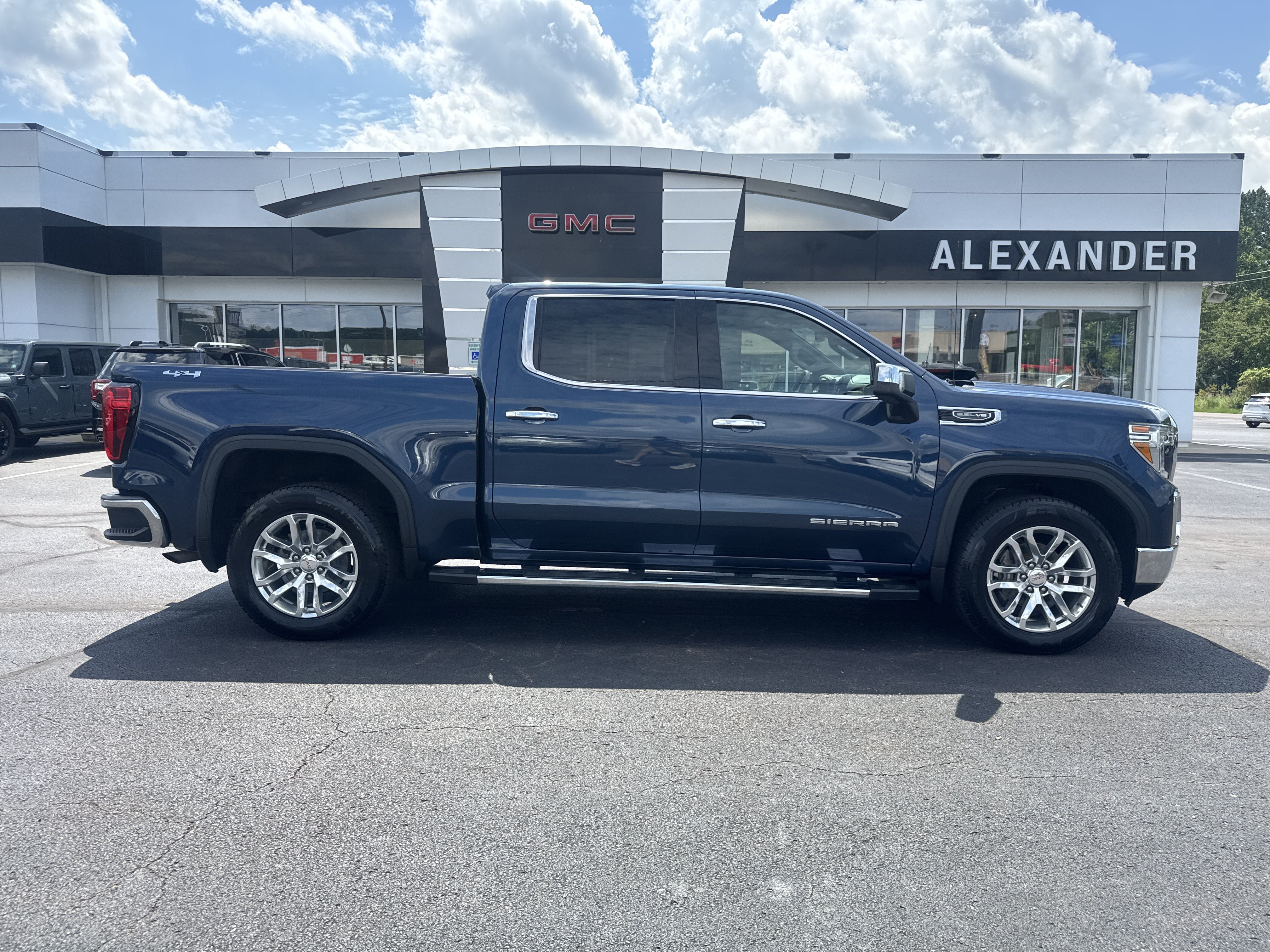 2019 GMC Sierra 1500 SLT