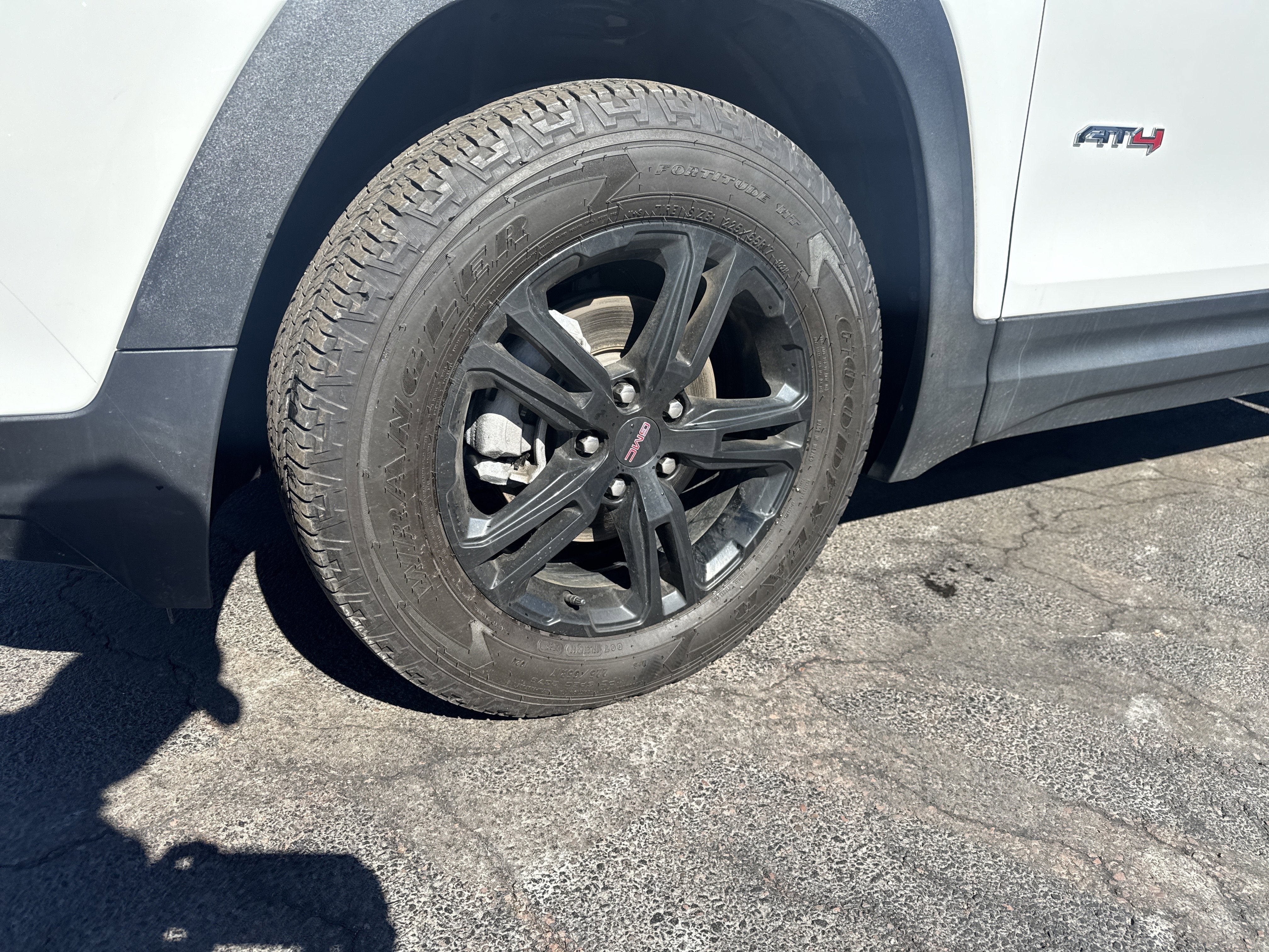 2023 GMC Terrain AT4