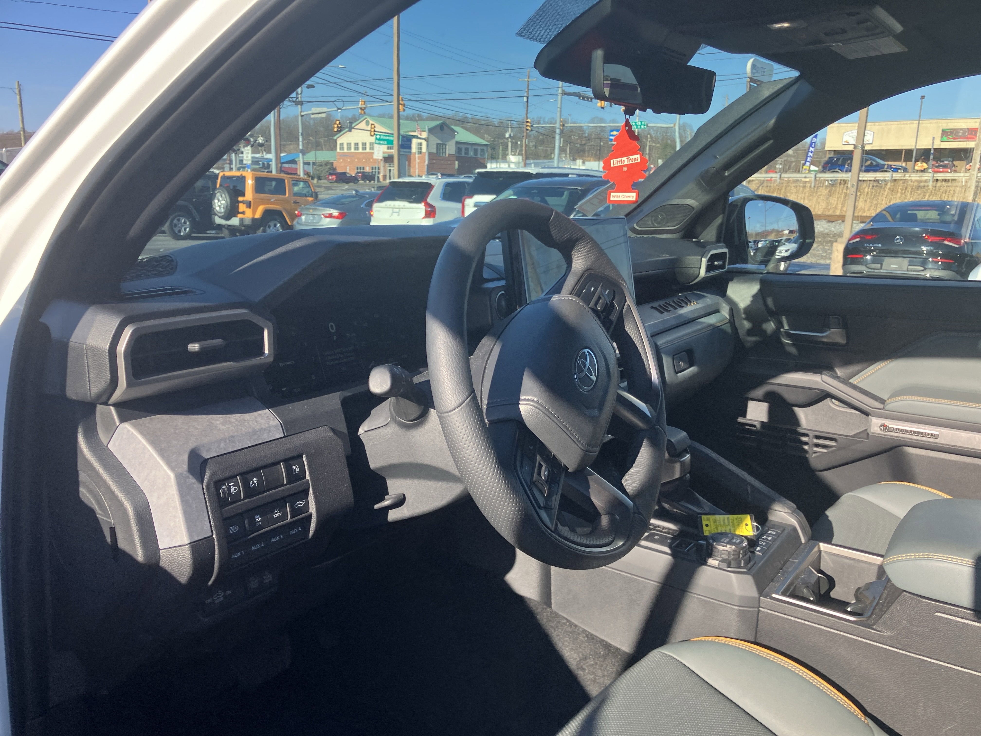 2025 Toyota Tacoma 4WD TRD Sport Hybrid