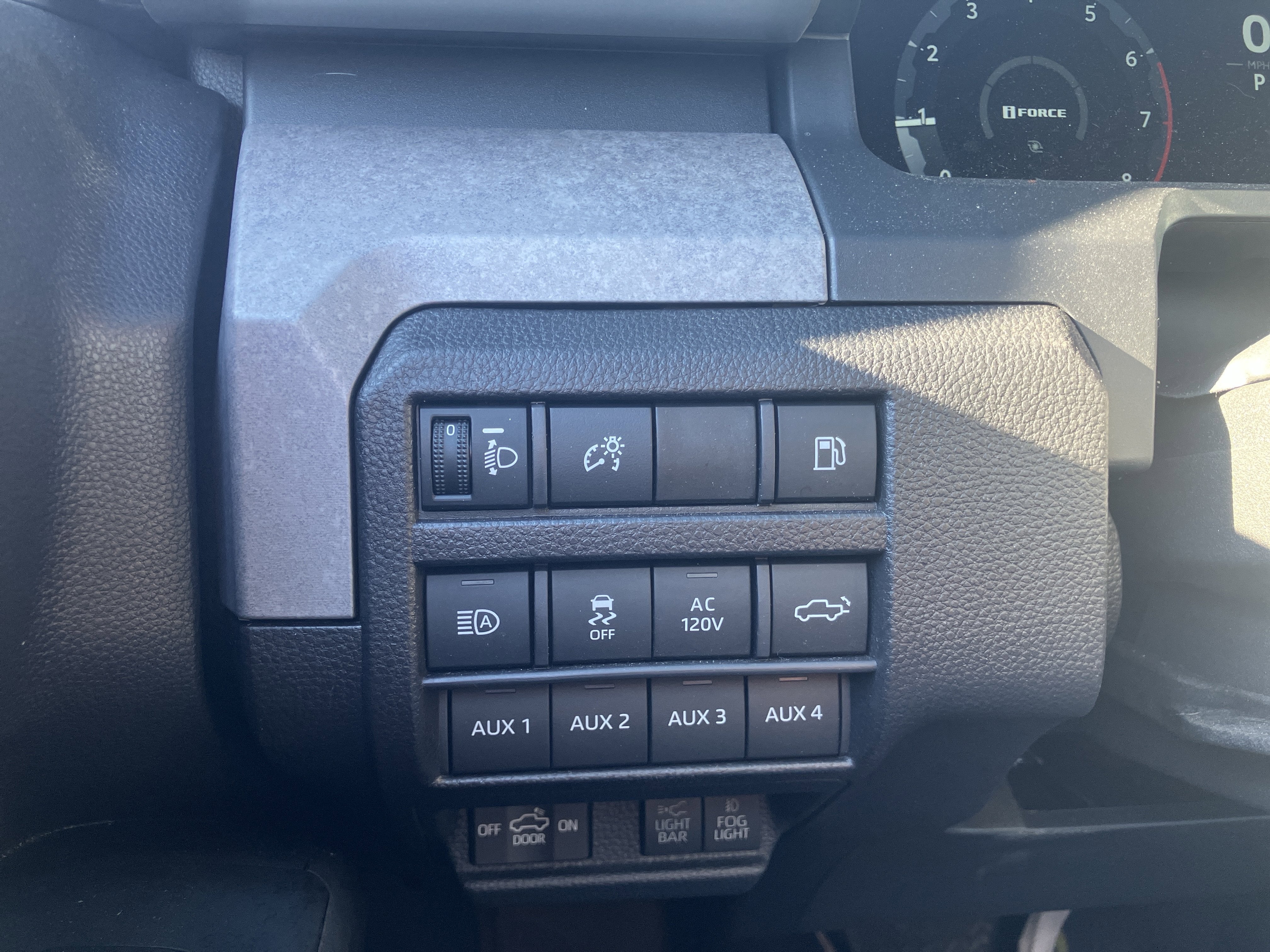 2025 Toyota Tacoma 4WD TRD Sport Hybrid