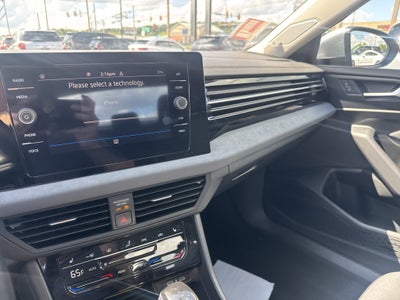 2025 Volkswagen Jetta SE