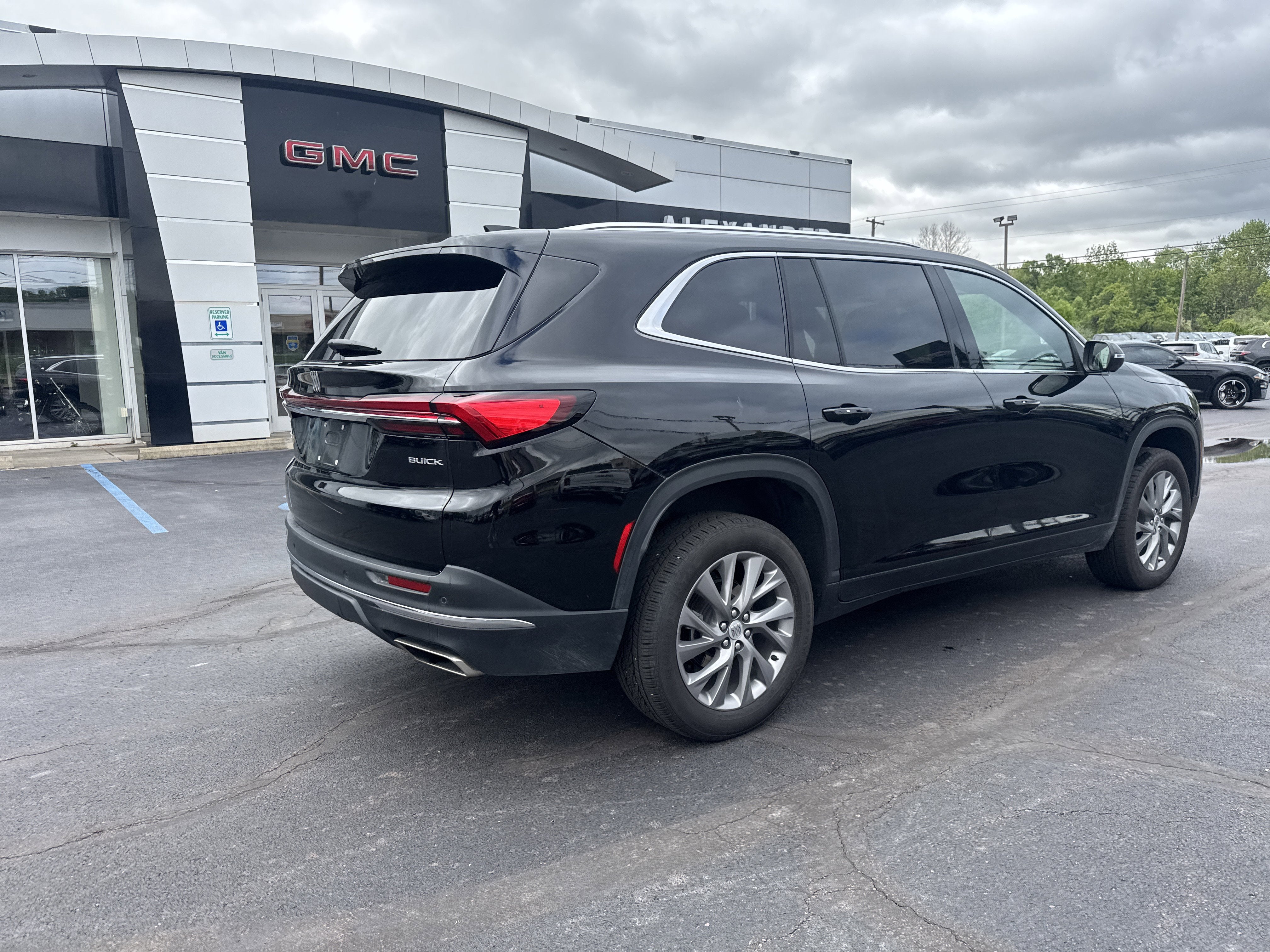 2025 Buick Enclave Preferred