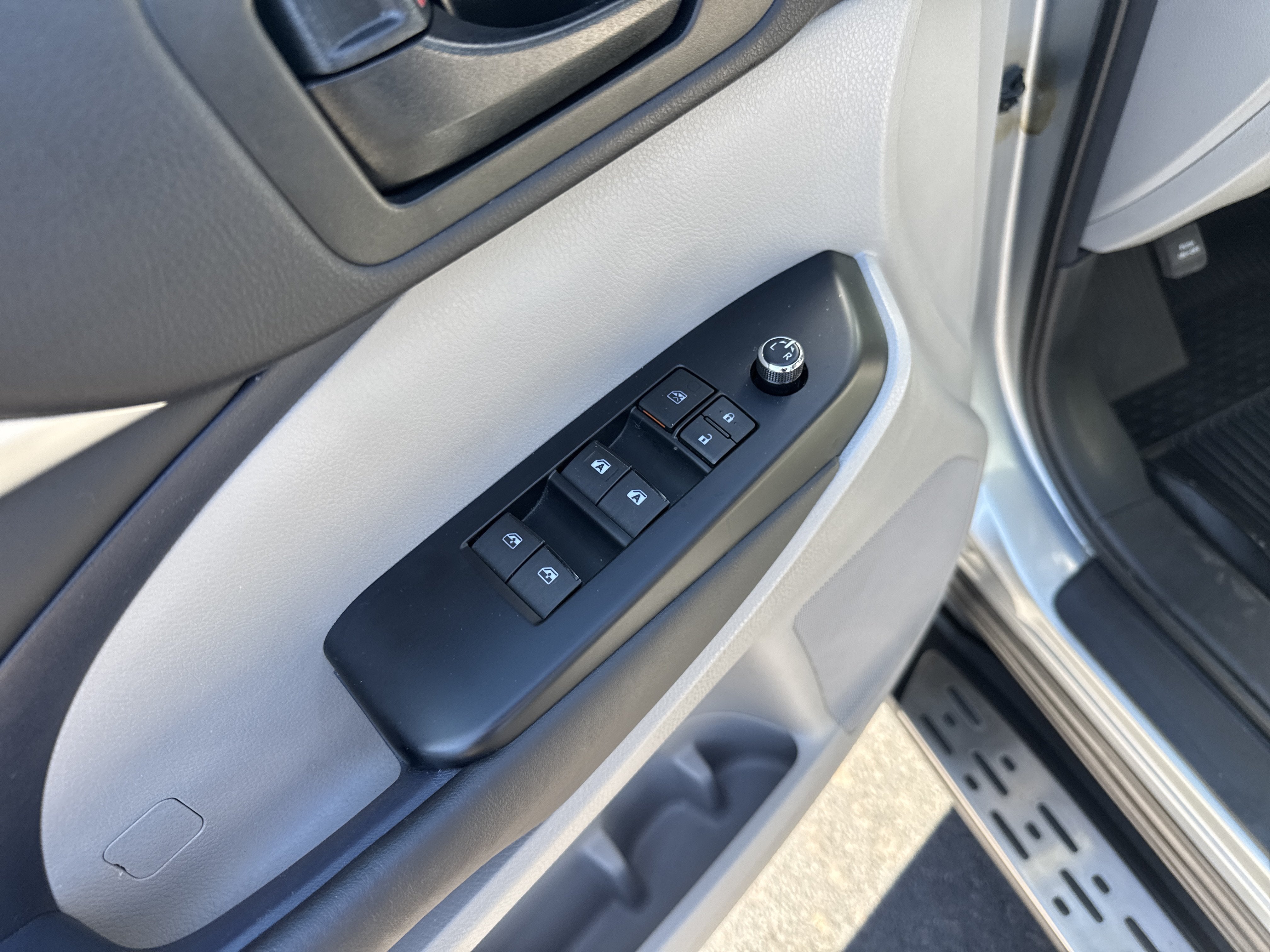 2015 Toyota Highlander LE