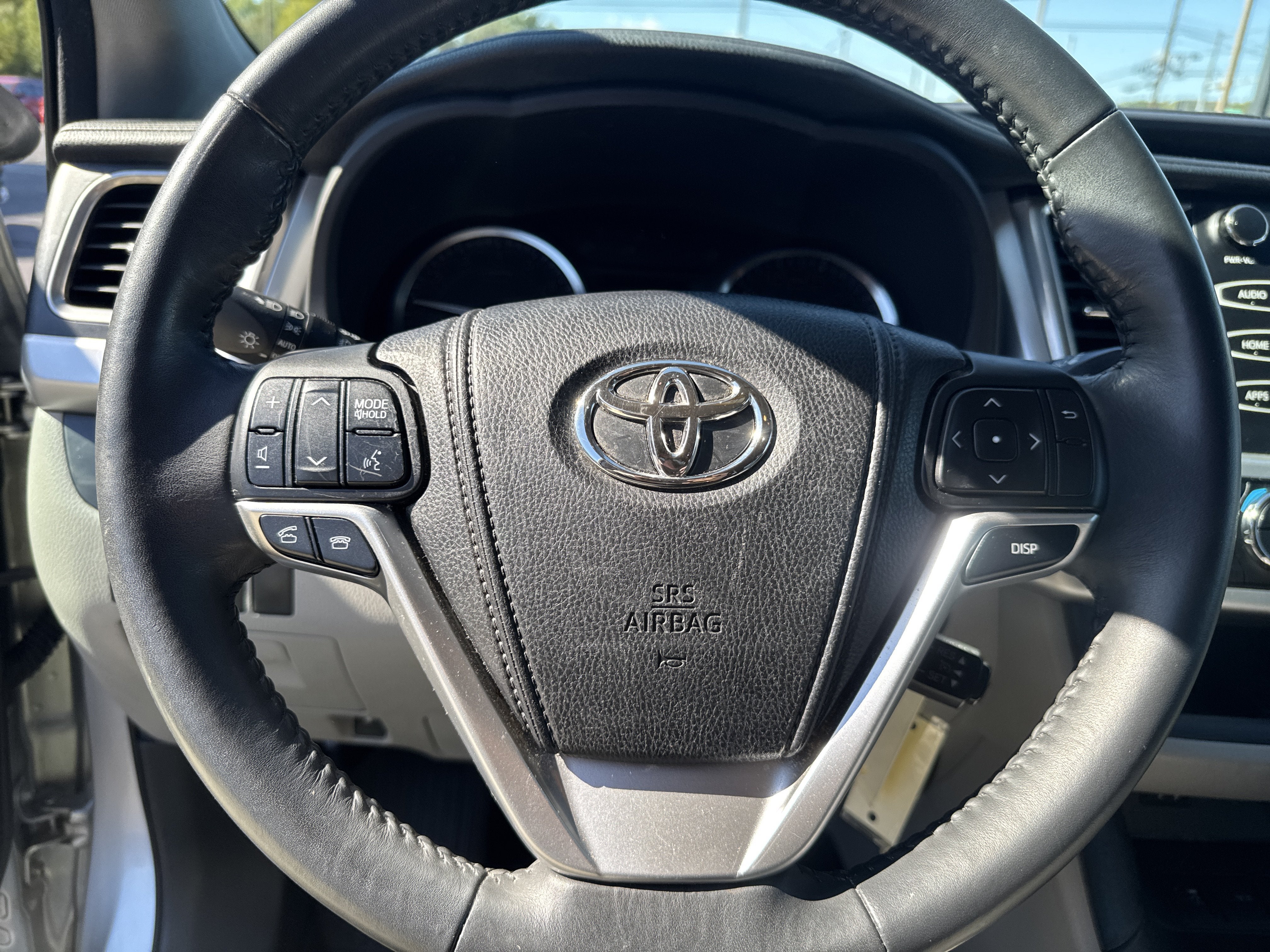 2015 Toyota Highlander LE