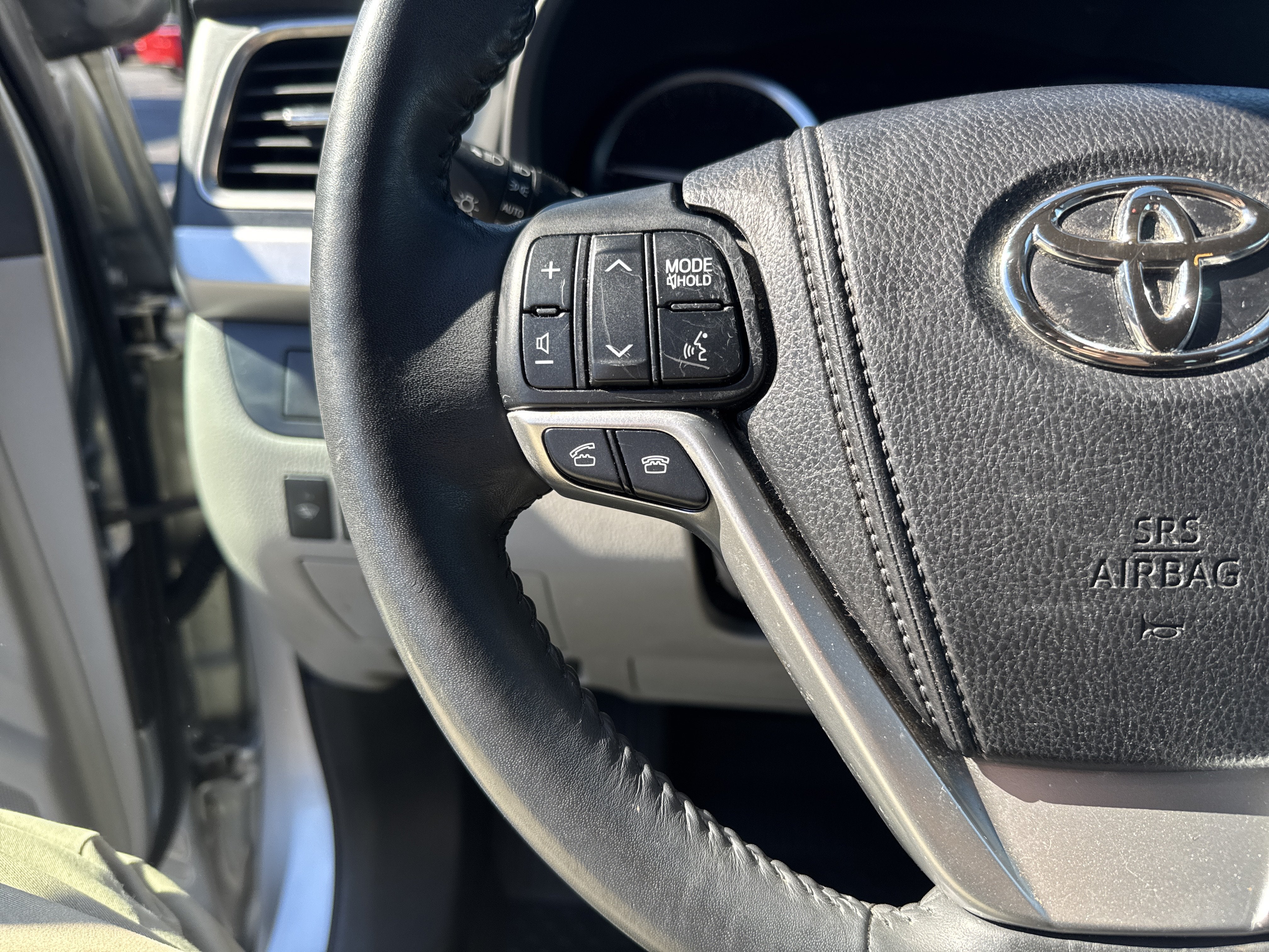 2015 Toyota Highlander LE