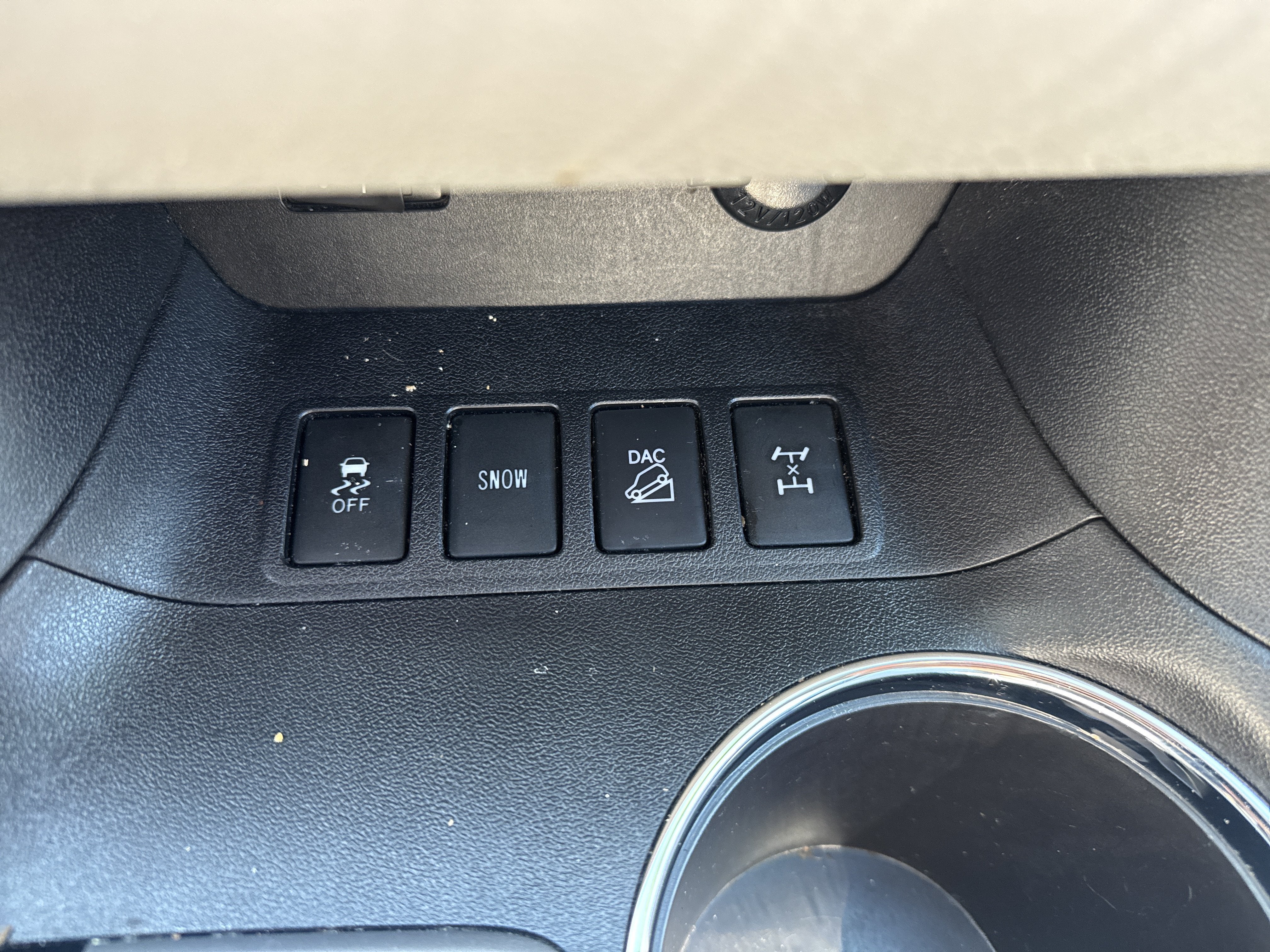 2015 Toyota Highlander LE
