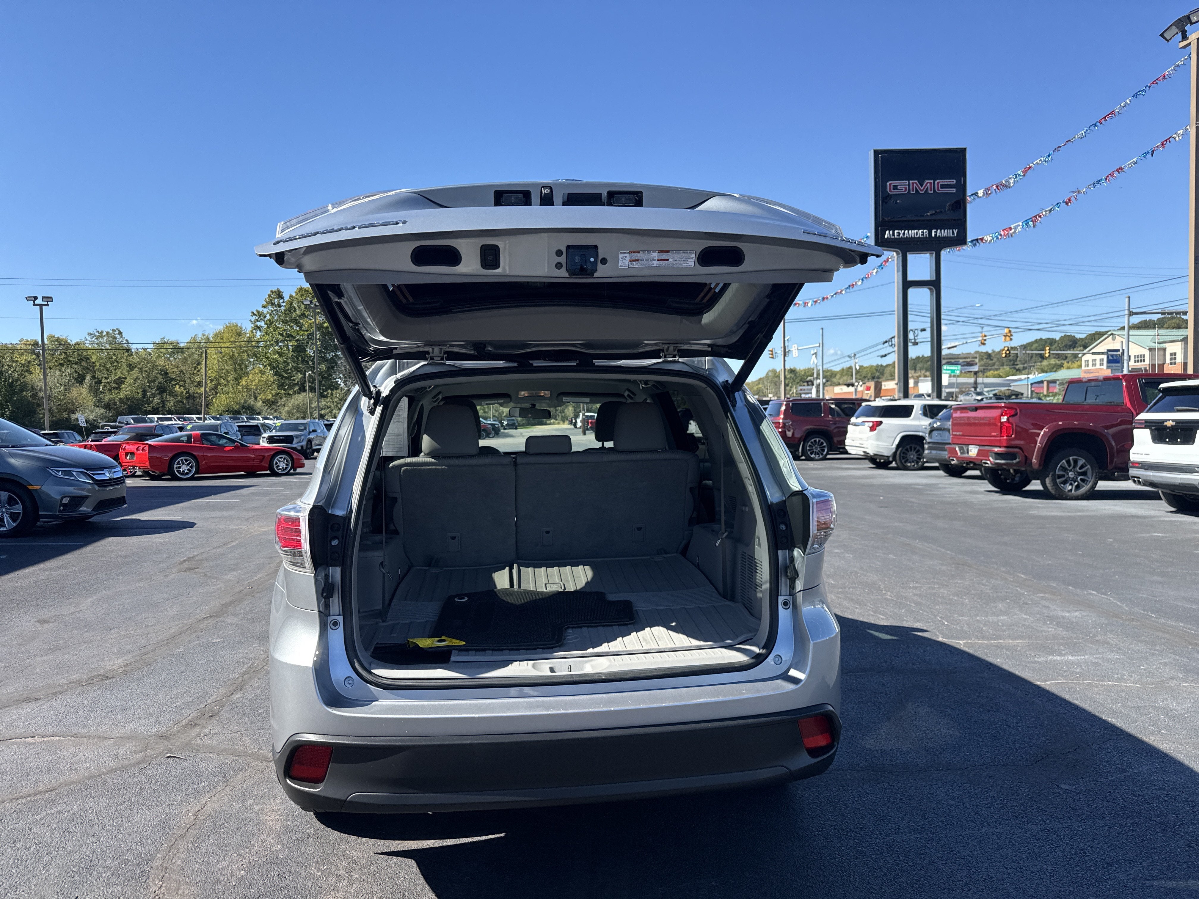2015 Toyota Highlander LE