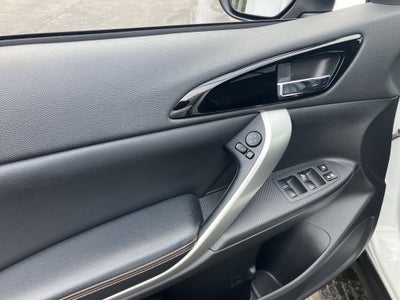 2020 Mitsubishi Eclipse Cross SE