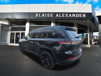 2023 Jeep Grand Cherokee Altitude