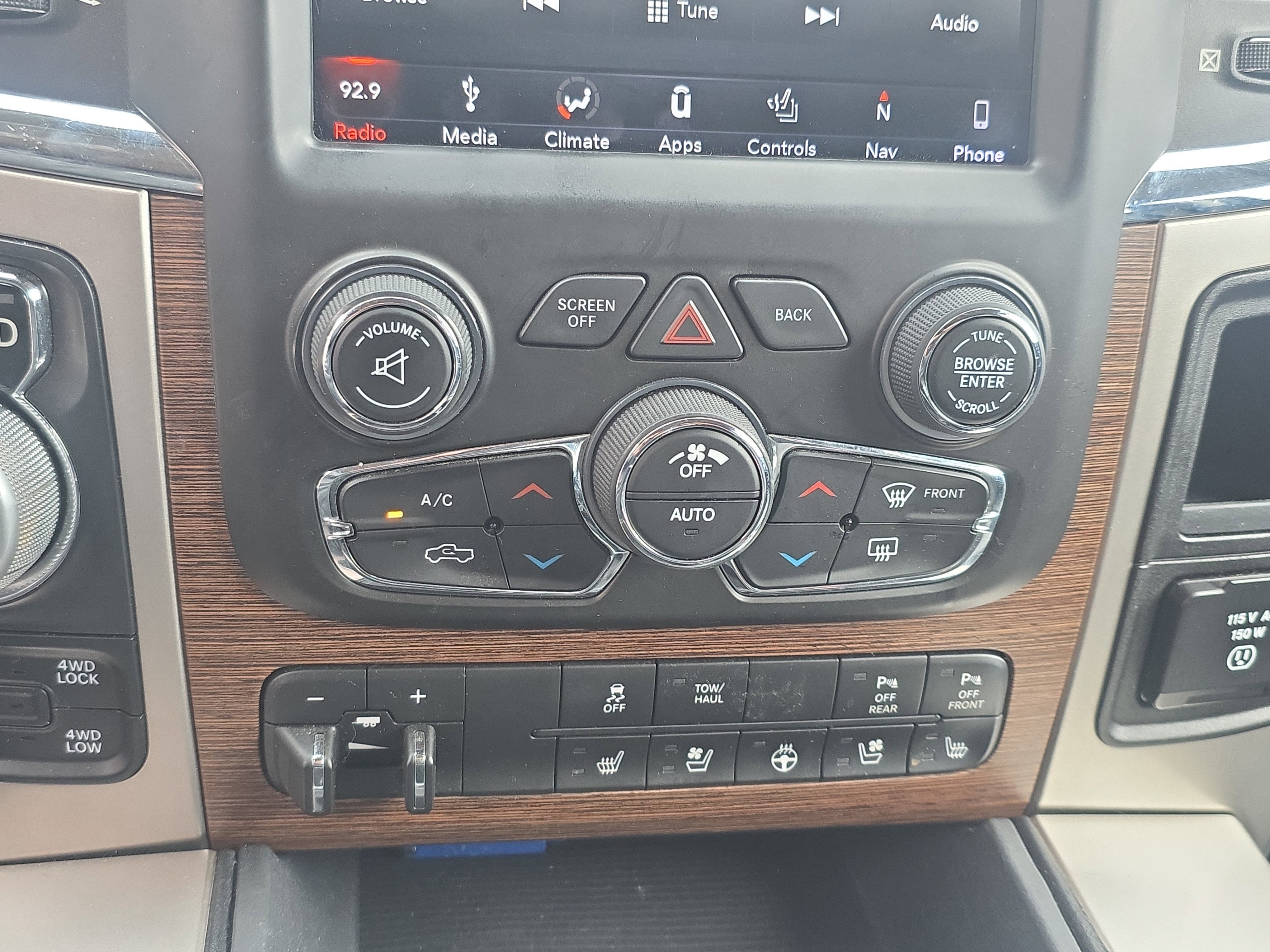 2018 RAM 1500 Laramie