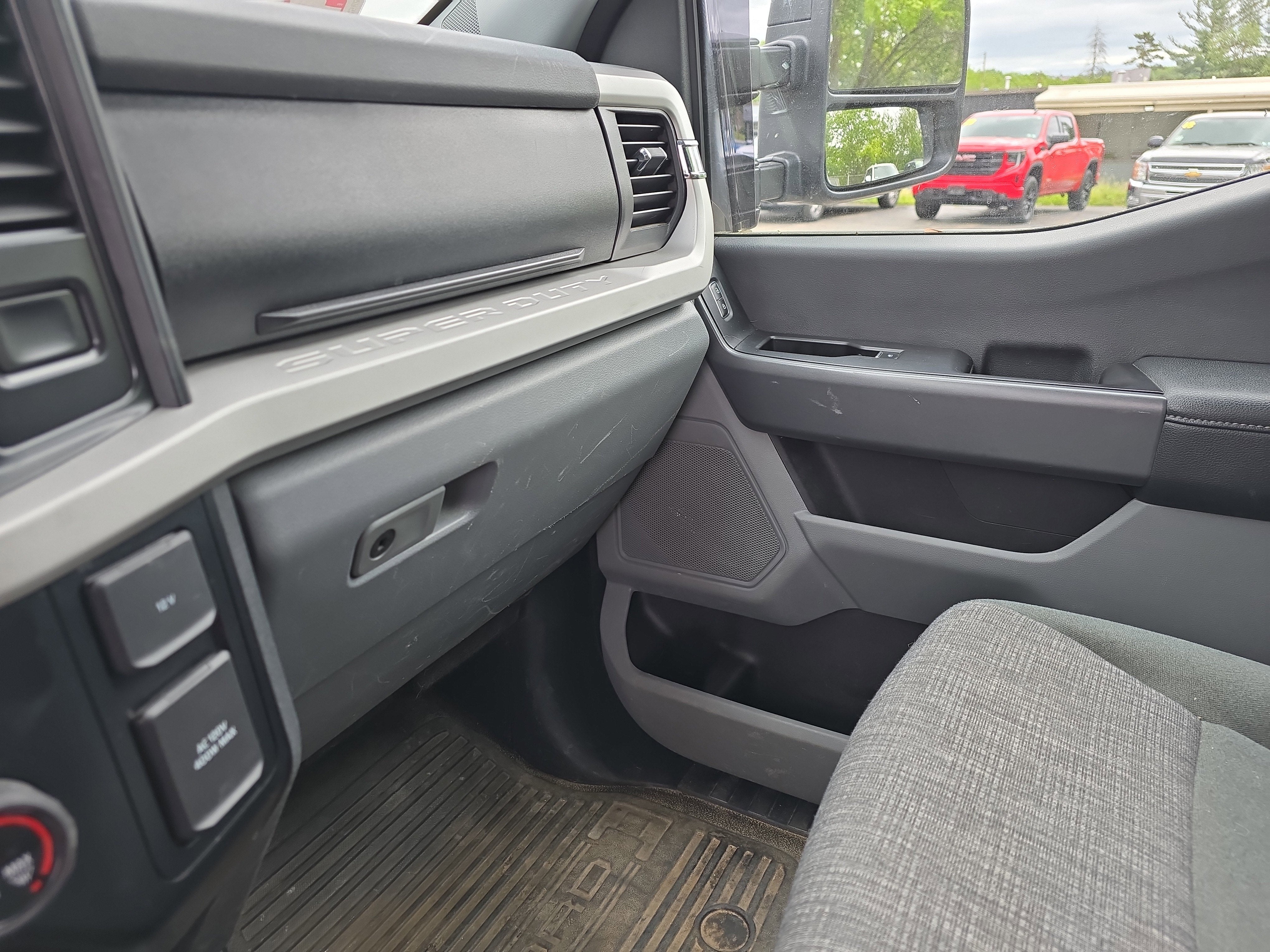 2023 Ford Super Duty F-350 SRW XL
