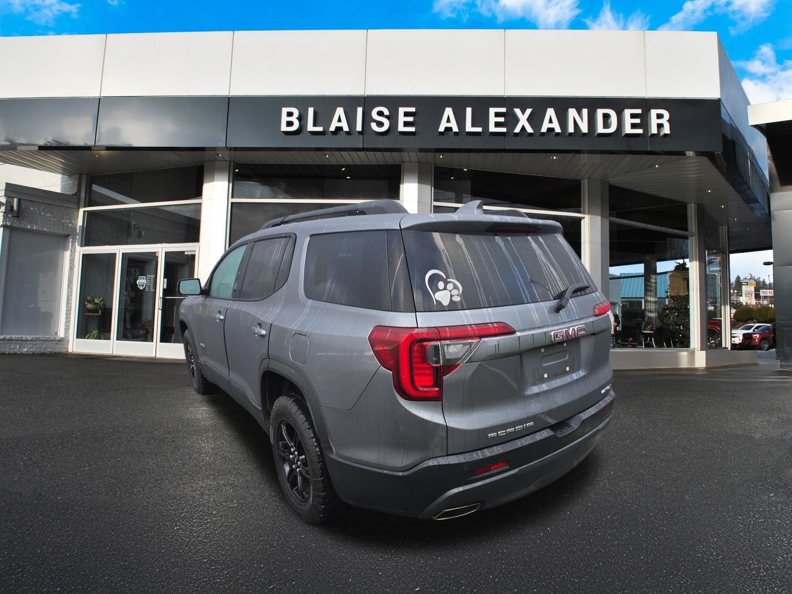 2021 GMC Acadia AT4