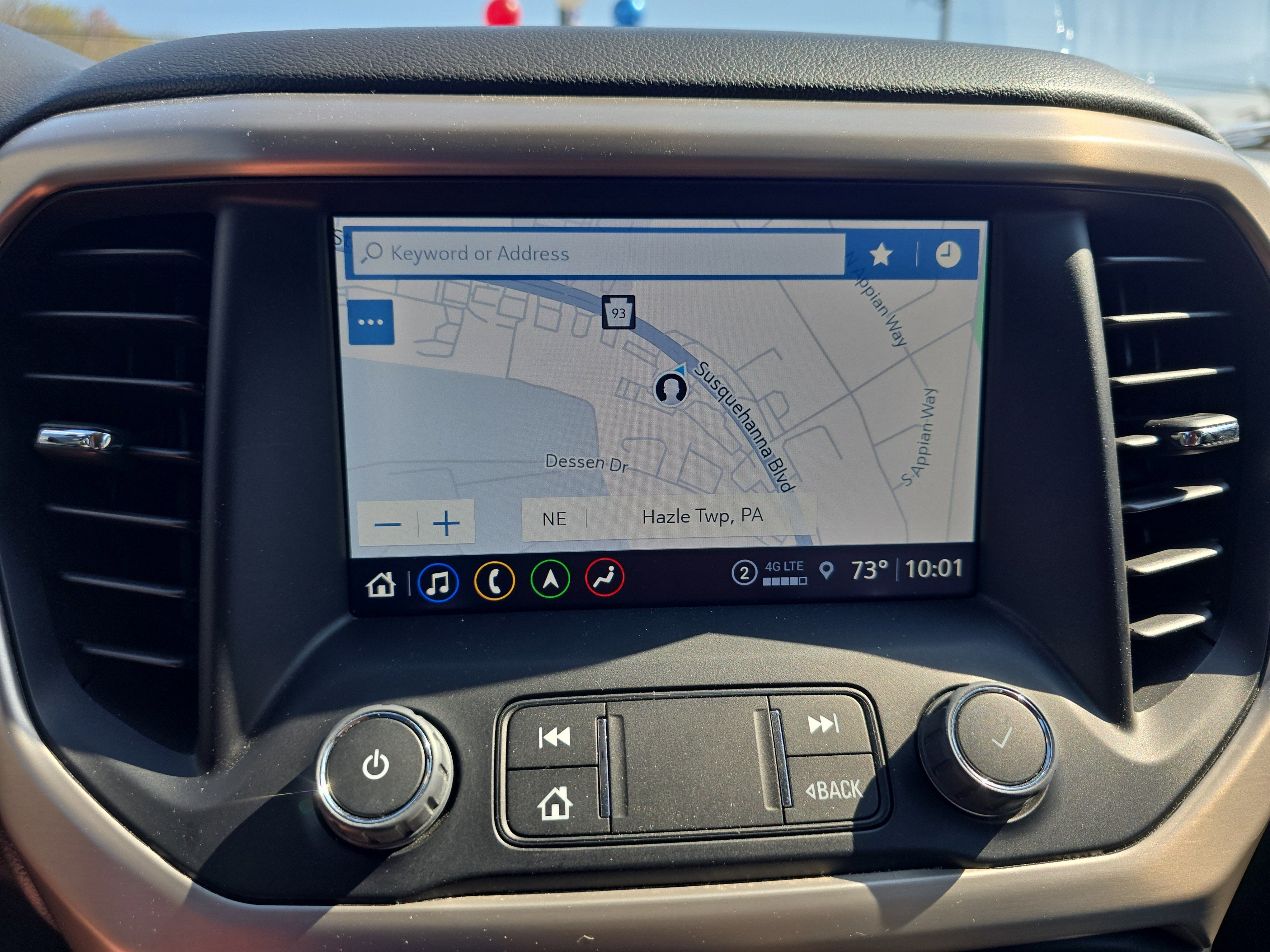 2023 GMC Acadia Denali