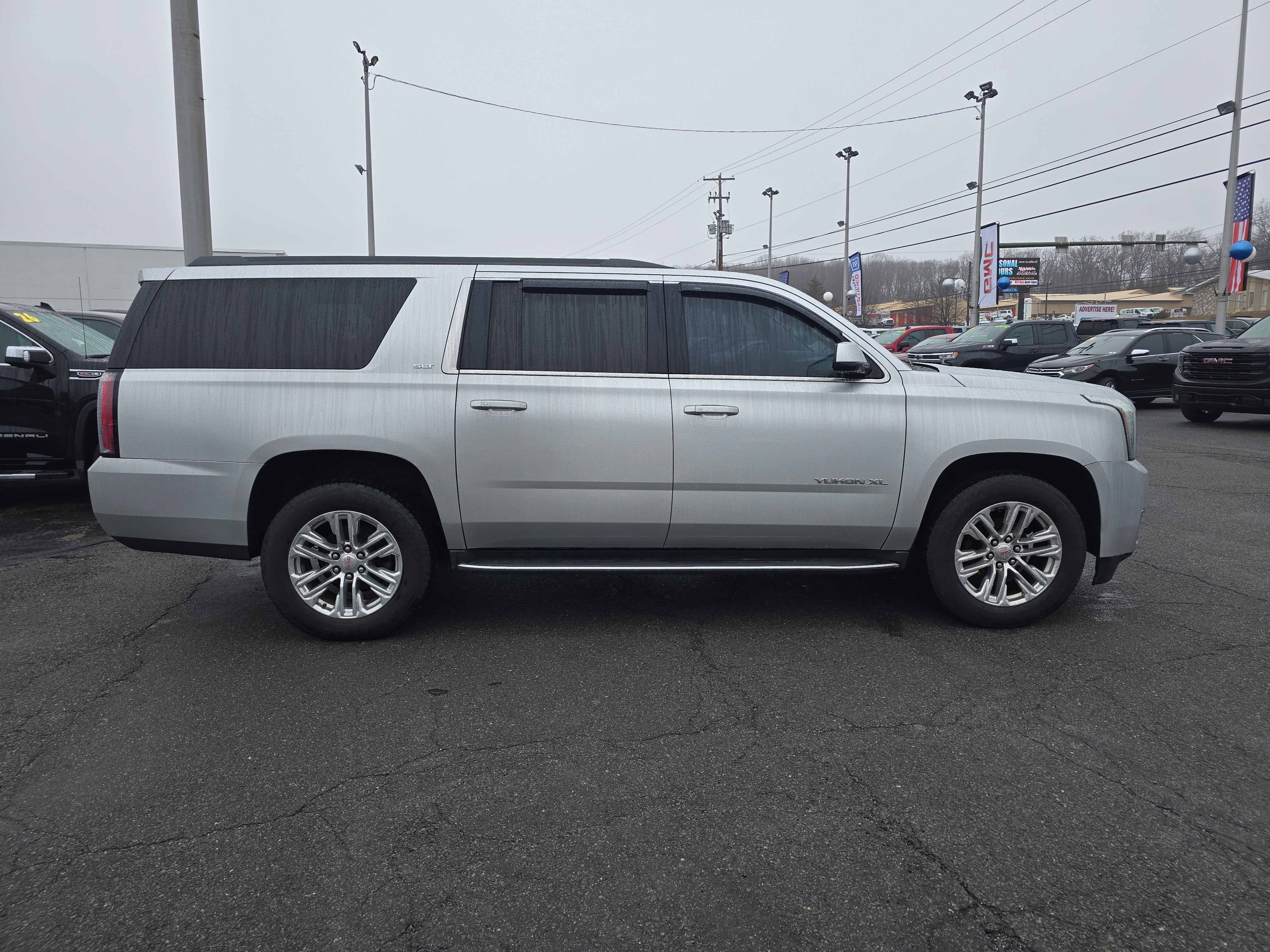 2019 GMC Yukon XL SLT
