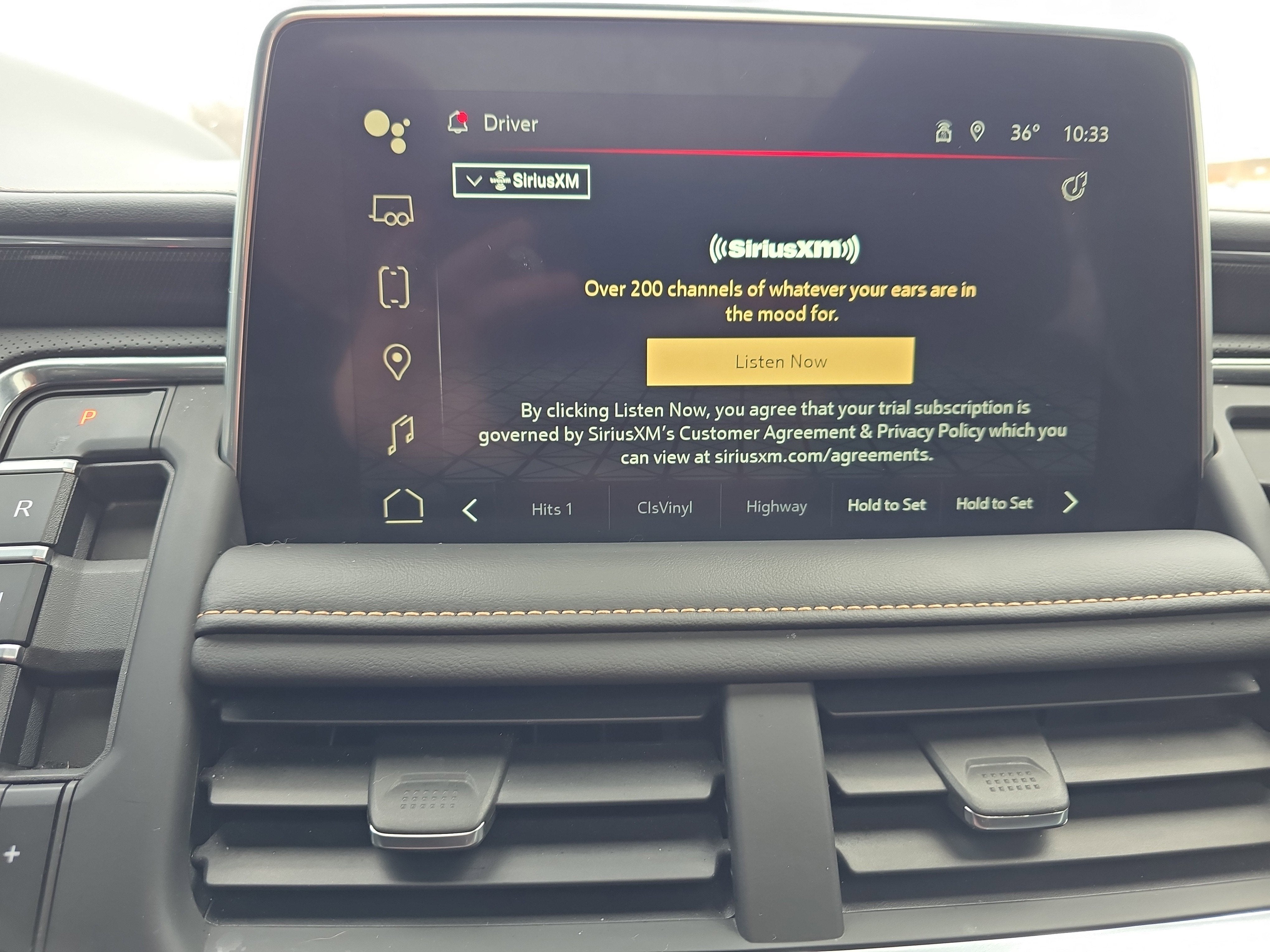 2023 GMC Yukon XL AT4