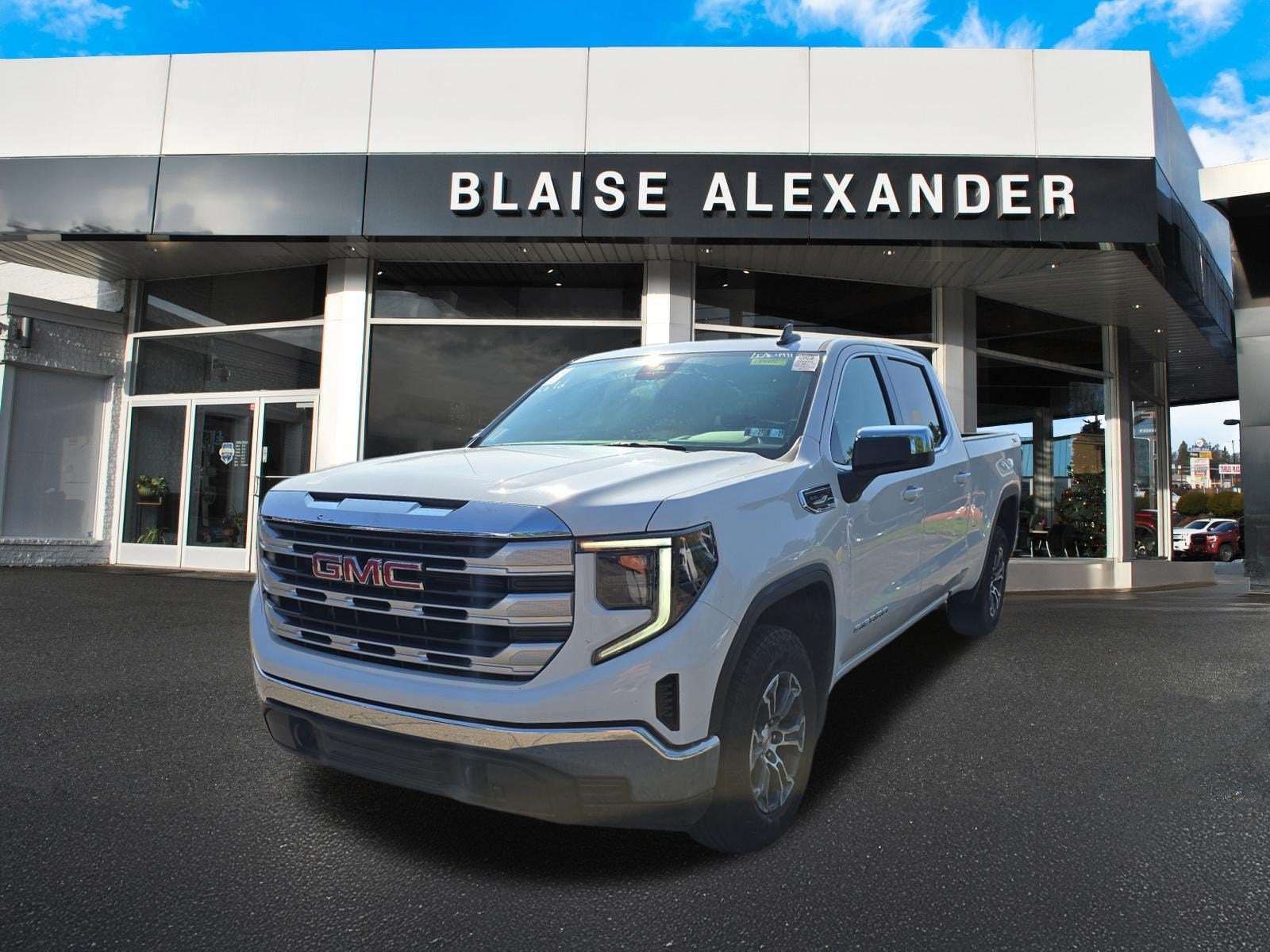 2023 GMC Sierra 1500 SLE