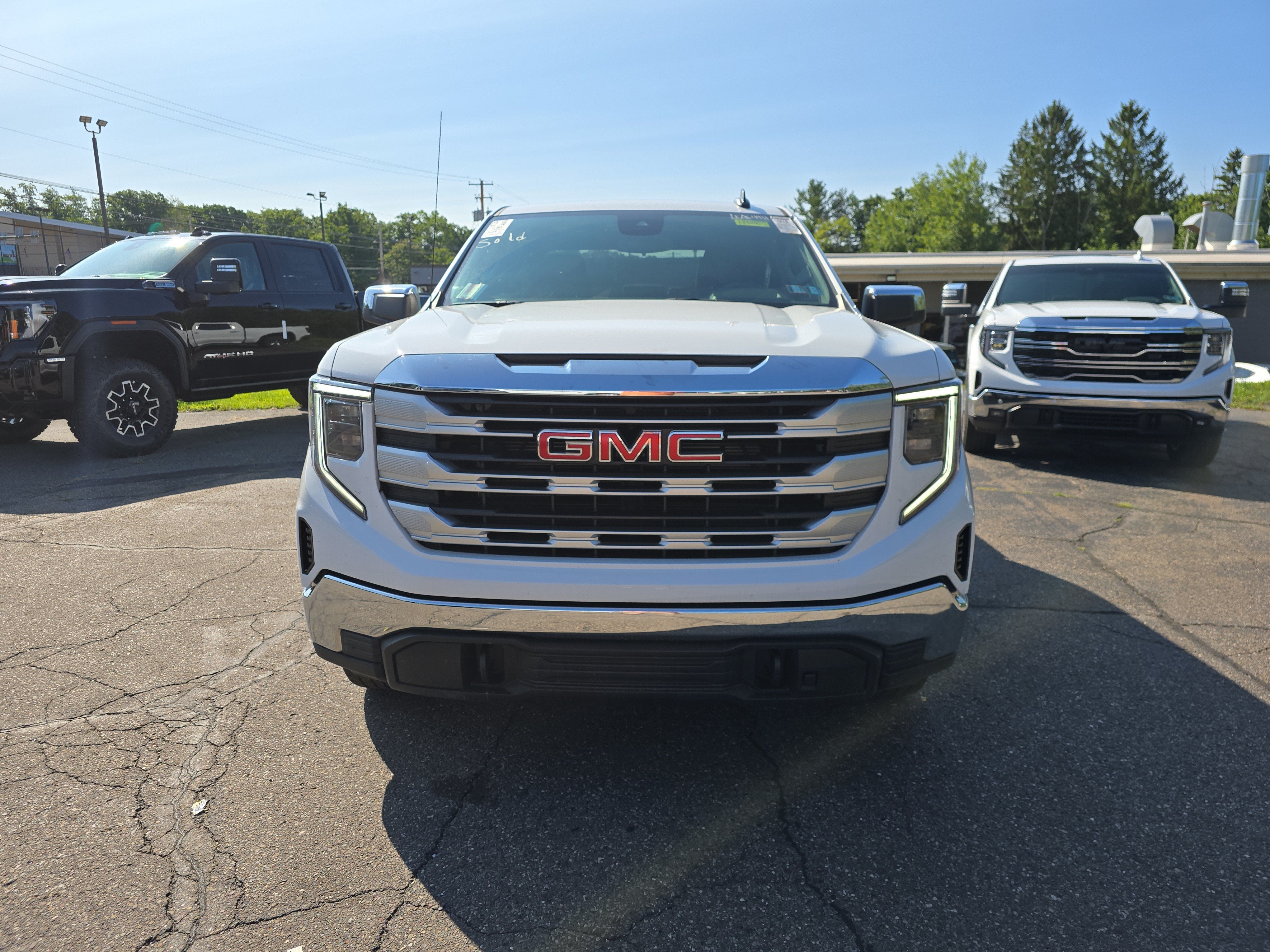 2023 GMC Sierra 1500 SLE