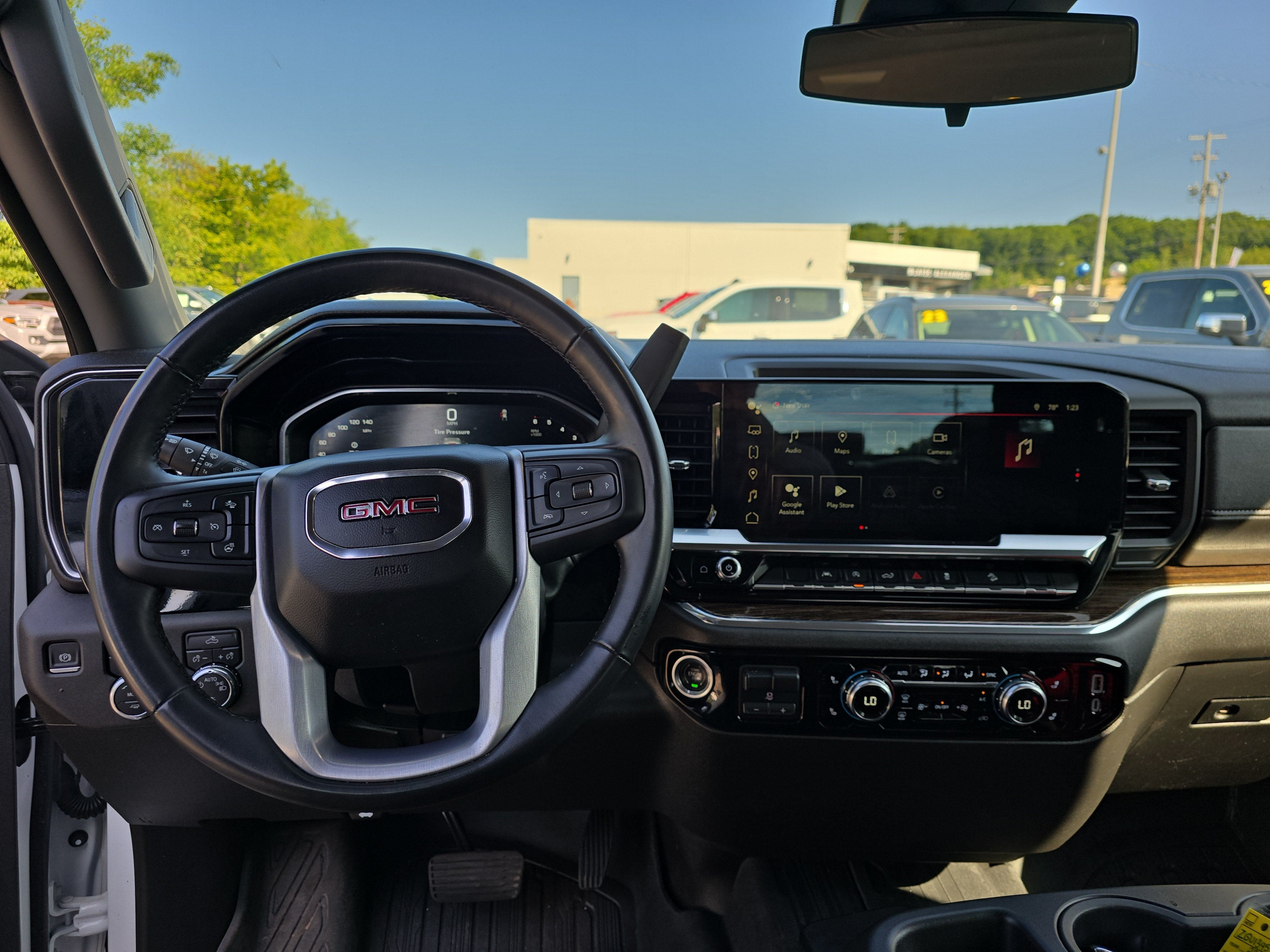 2023 GMC Sierra 1500 SLE