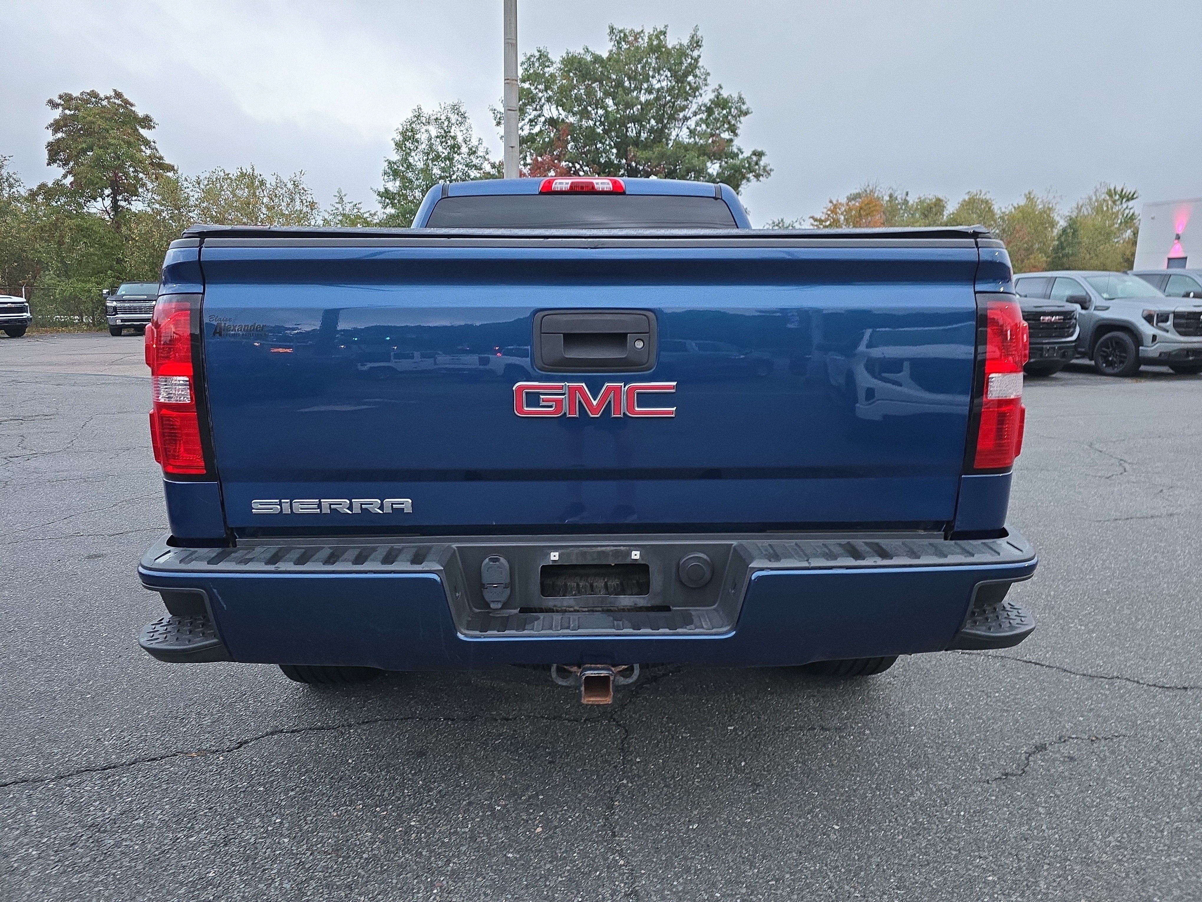 2016 GMC Sierra 1500 DBL CAB 4WD 143.5