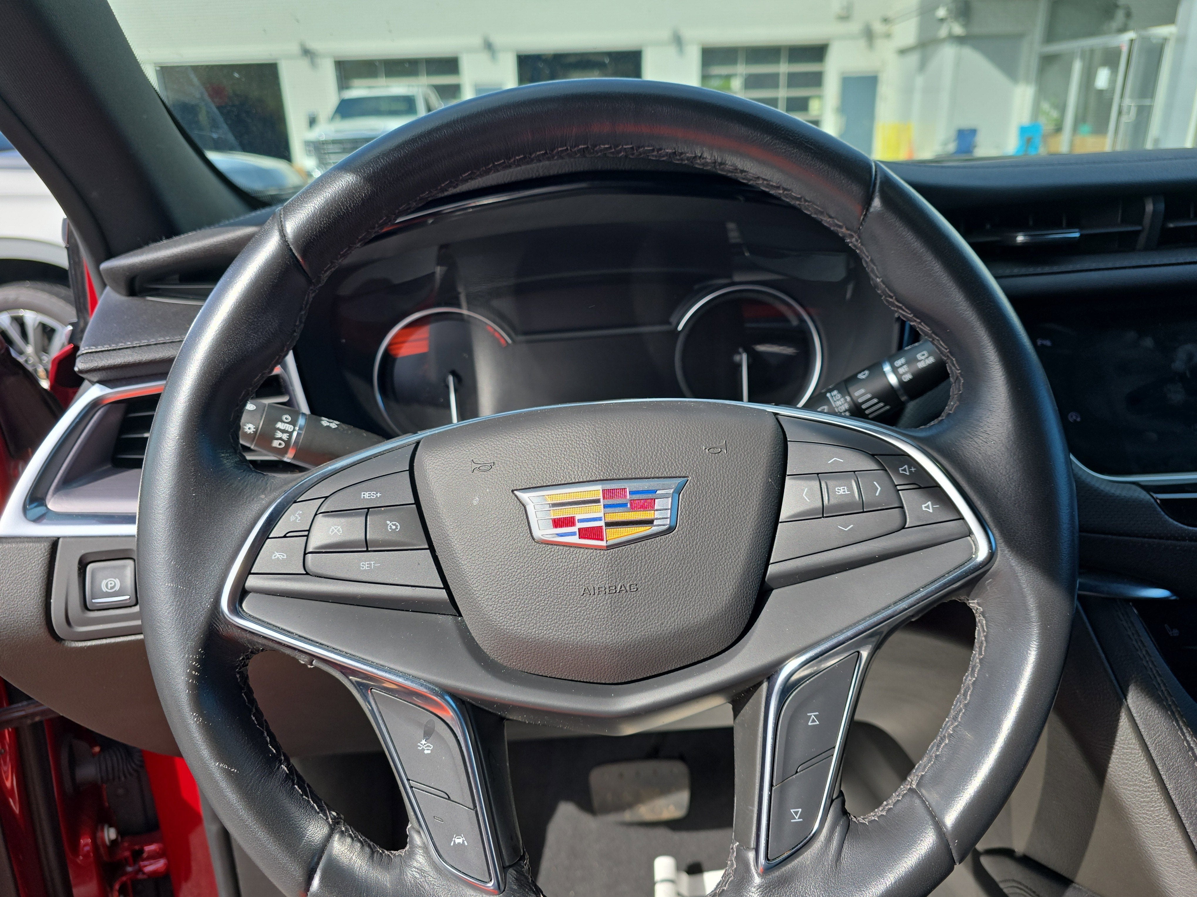 2023 Cadillac XT5 Luxury
