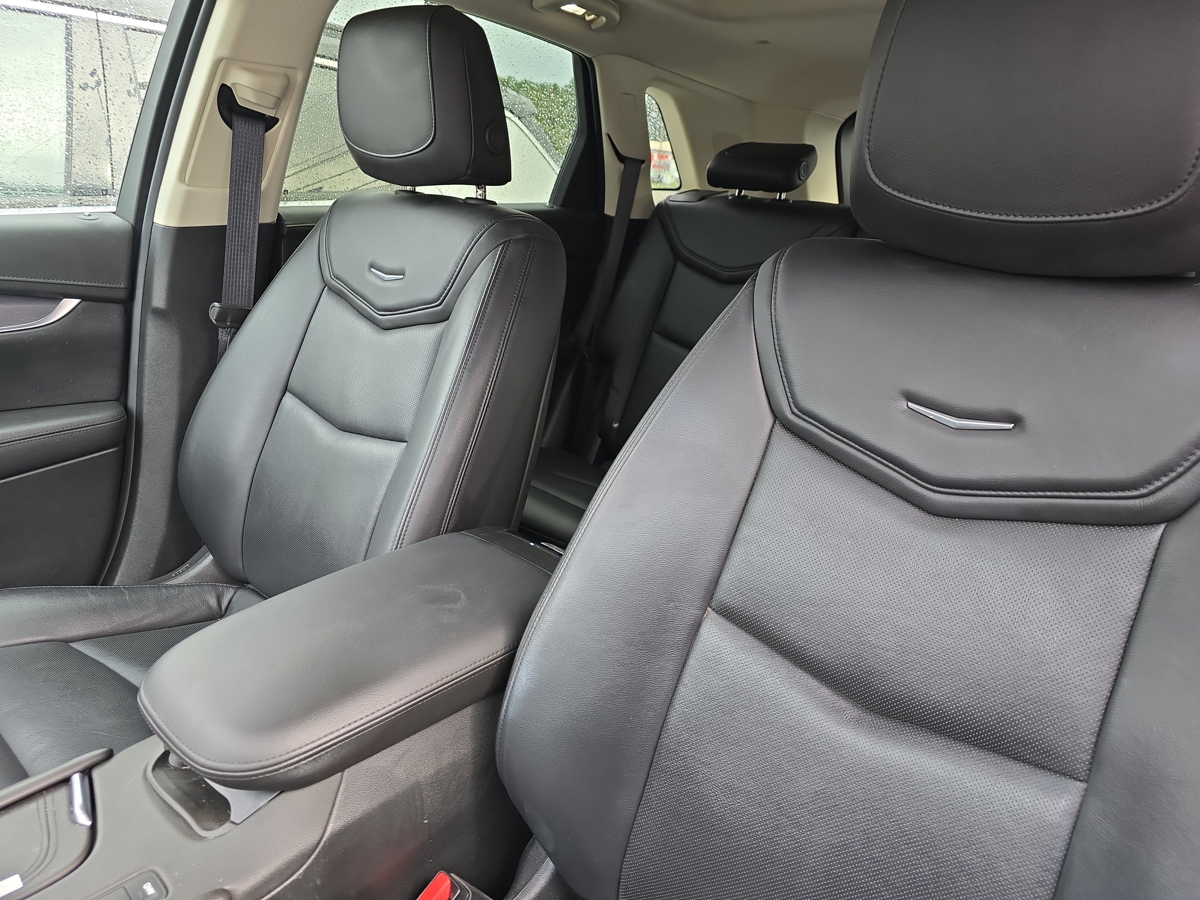2018 Cadillac XT5 Premium Luxury AWD