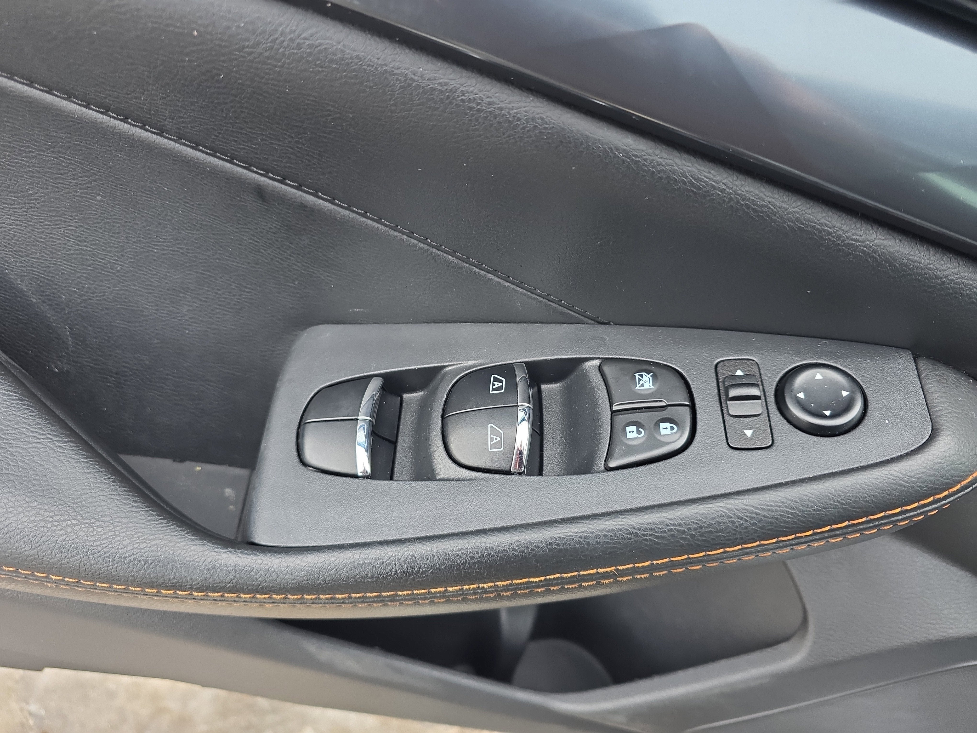 2020 Nissan Maxima SR