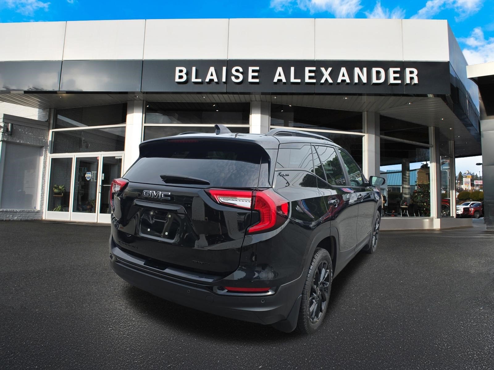 2023 GMC Terrain SLE
