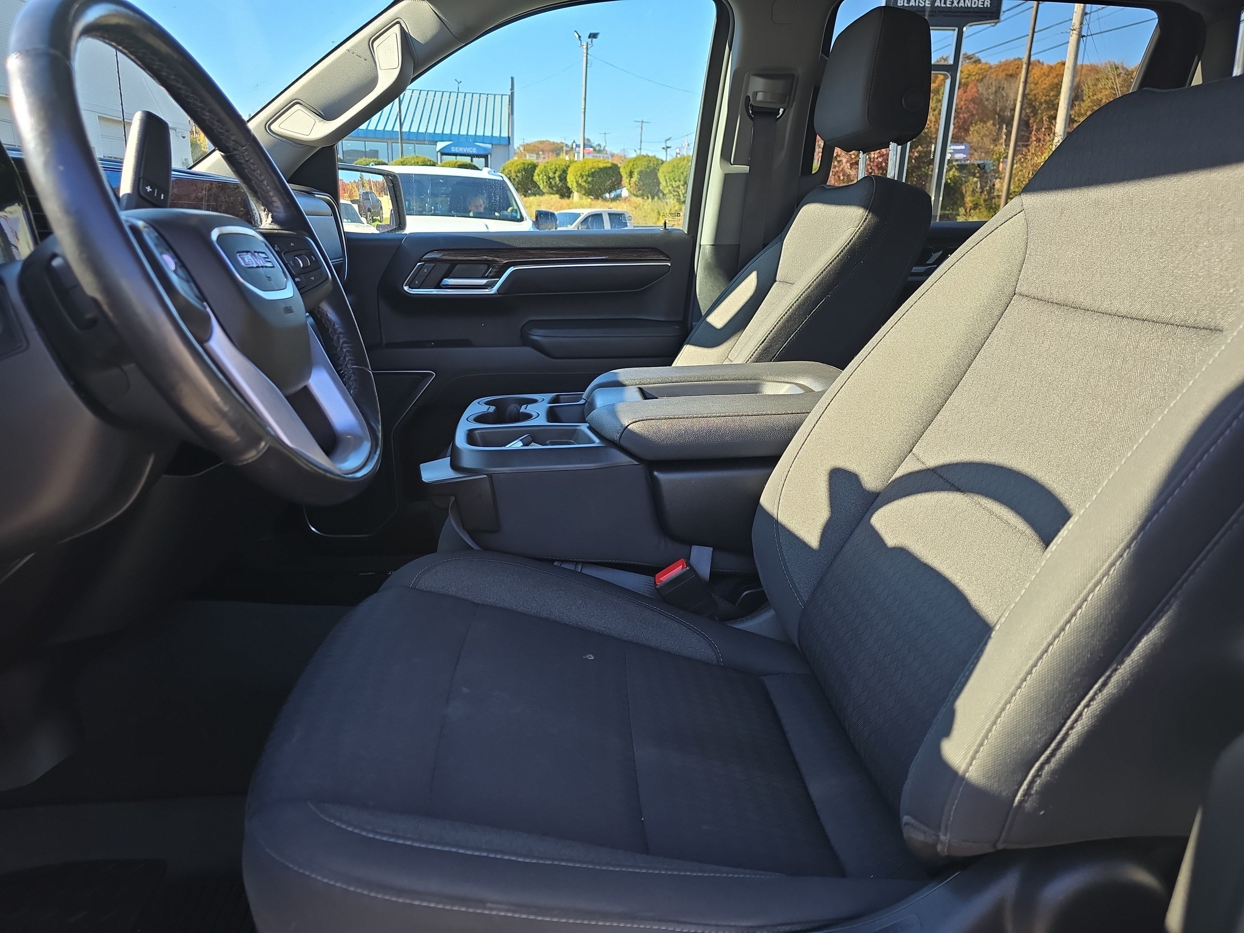 2022 GMC Sierra 1500 SLE