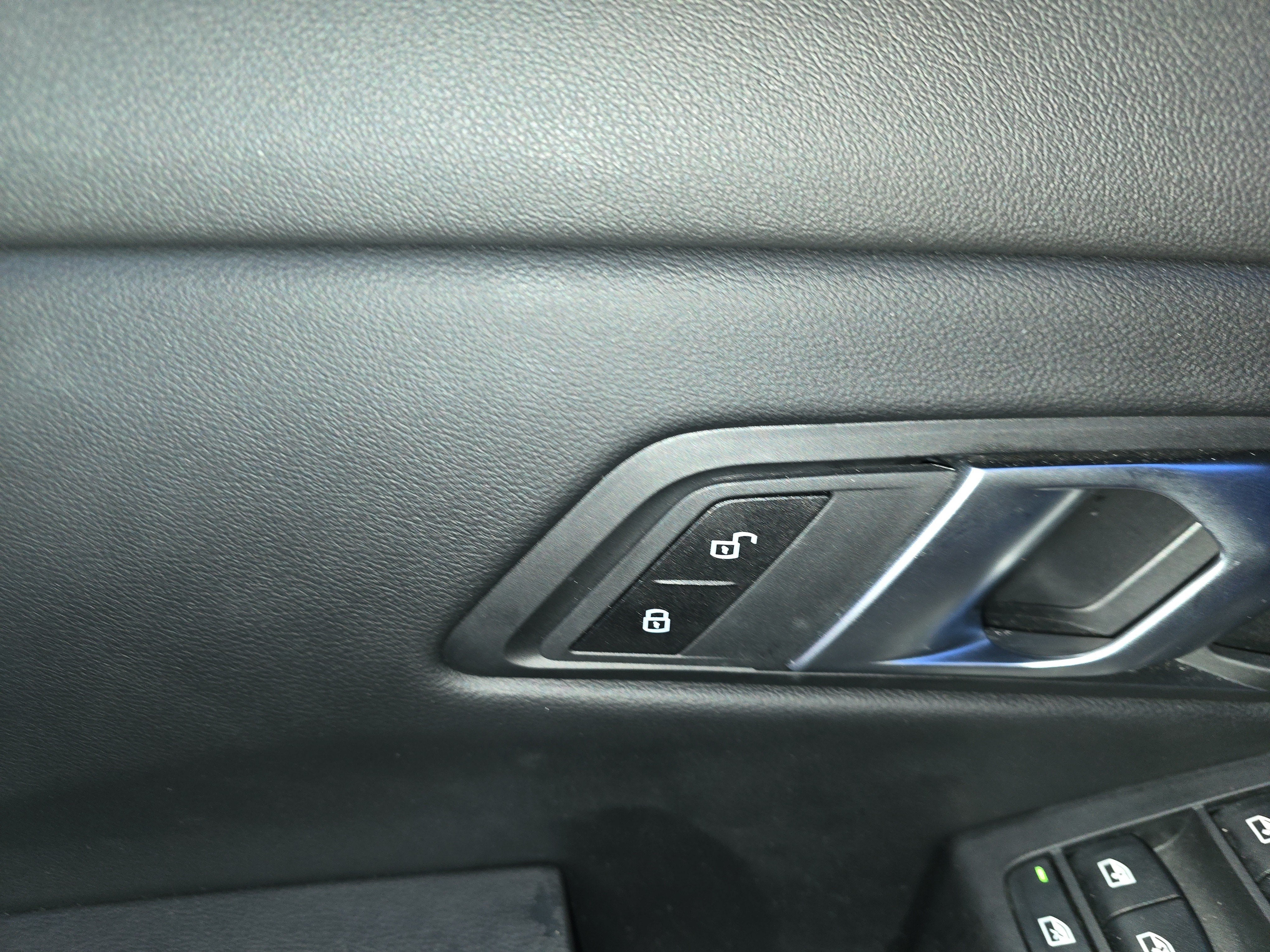 2025 BMW 3 Series M340i xDrive