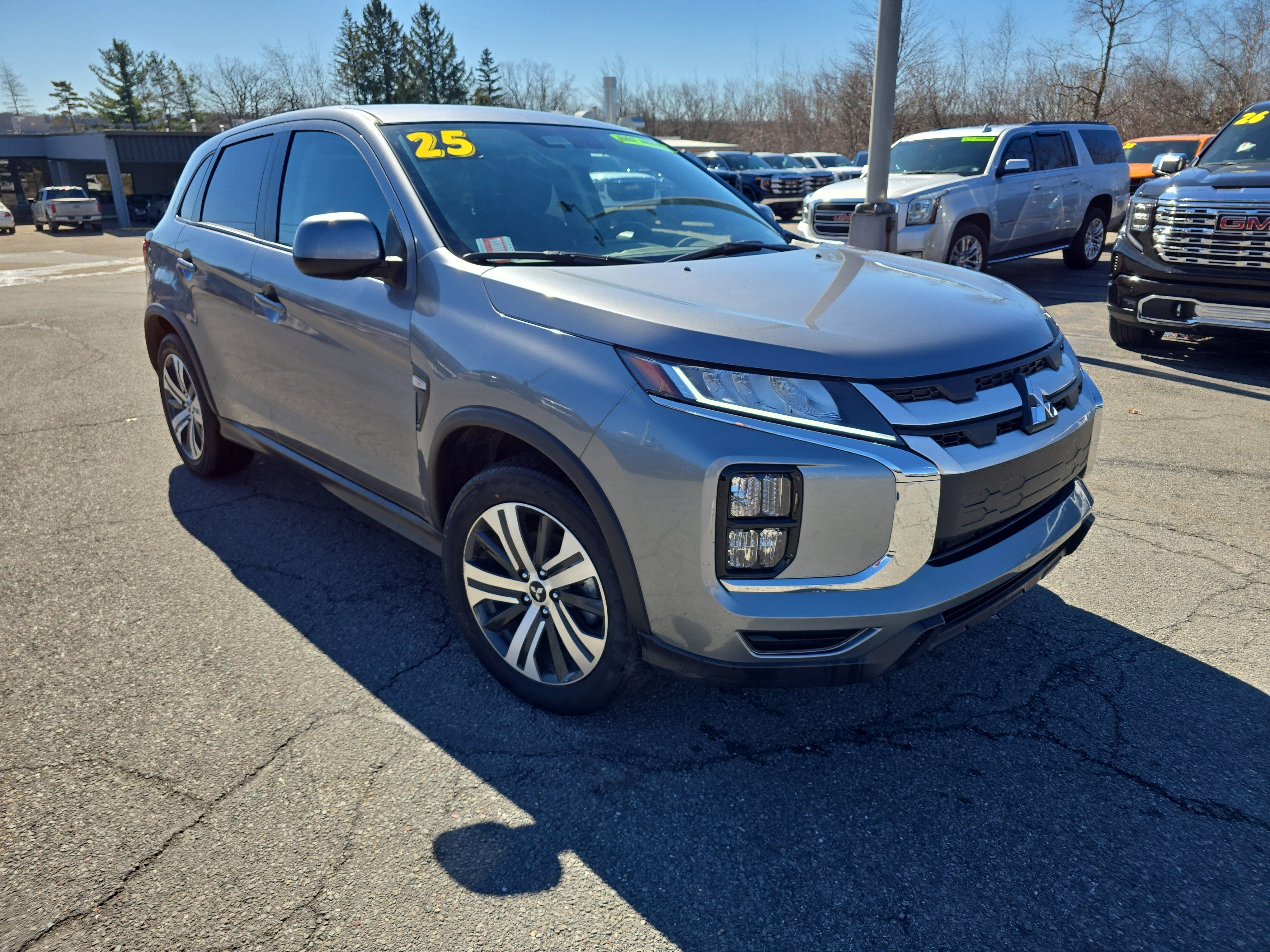 2025 Mitsubishi Outlander Sport S