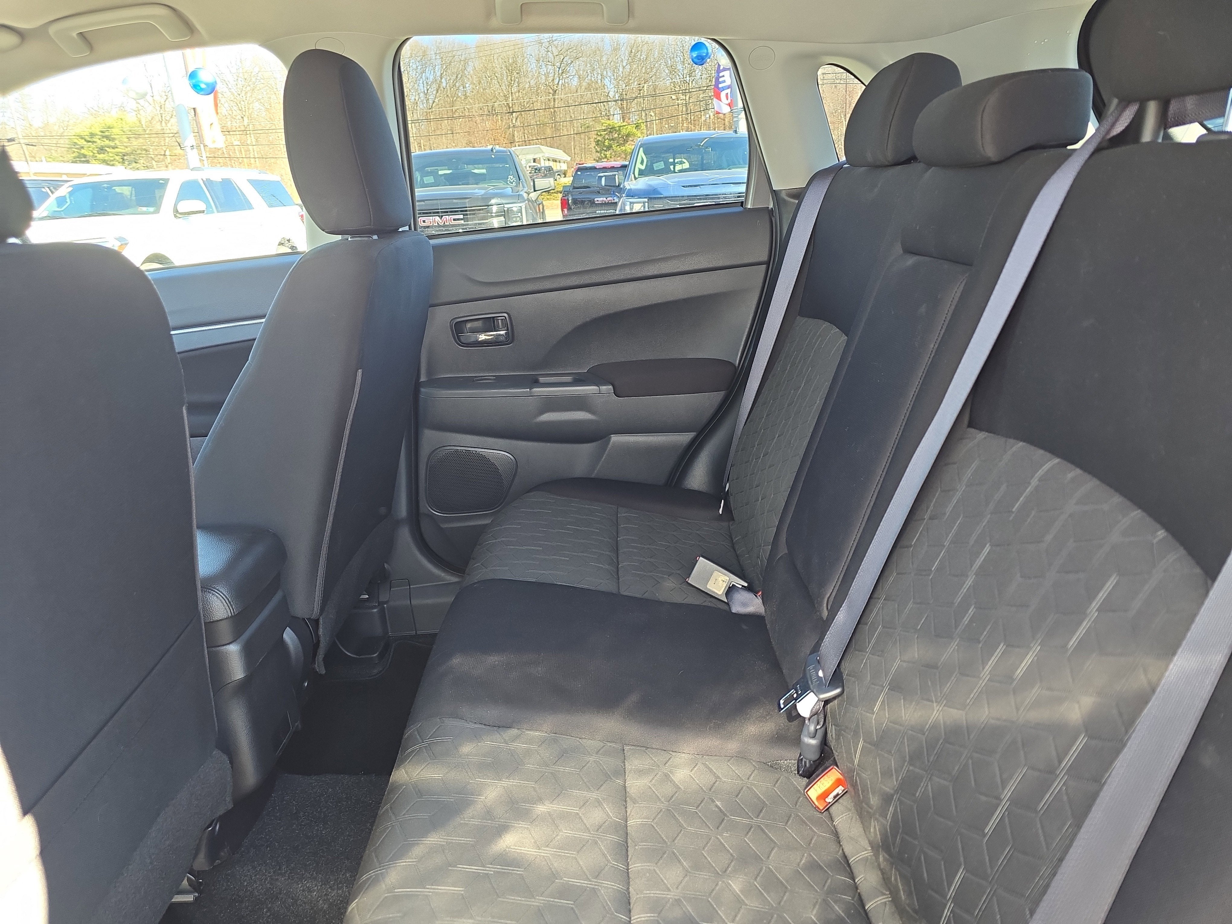 2025 Mitsubishi Outlander Sport S