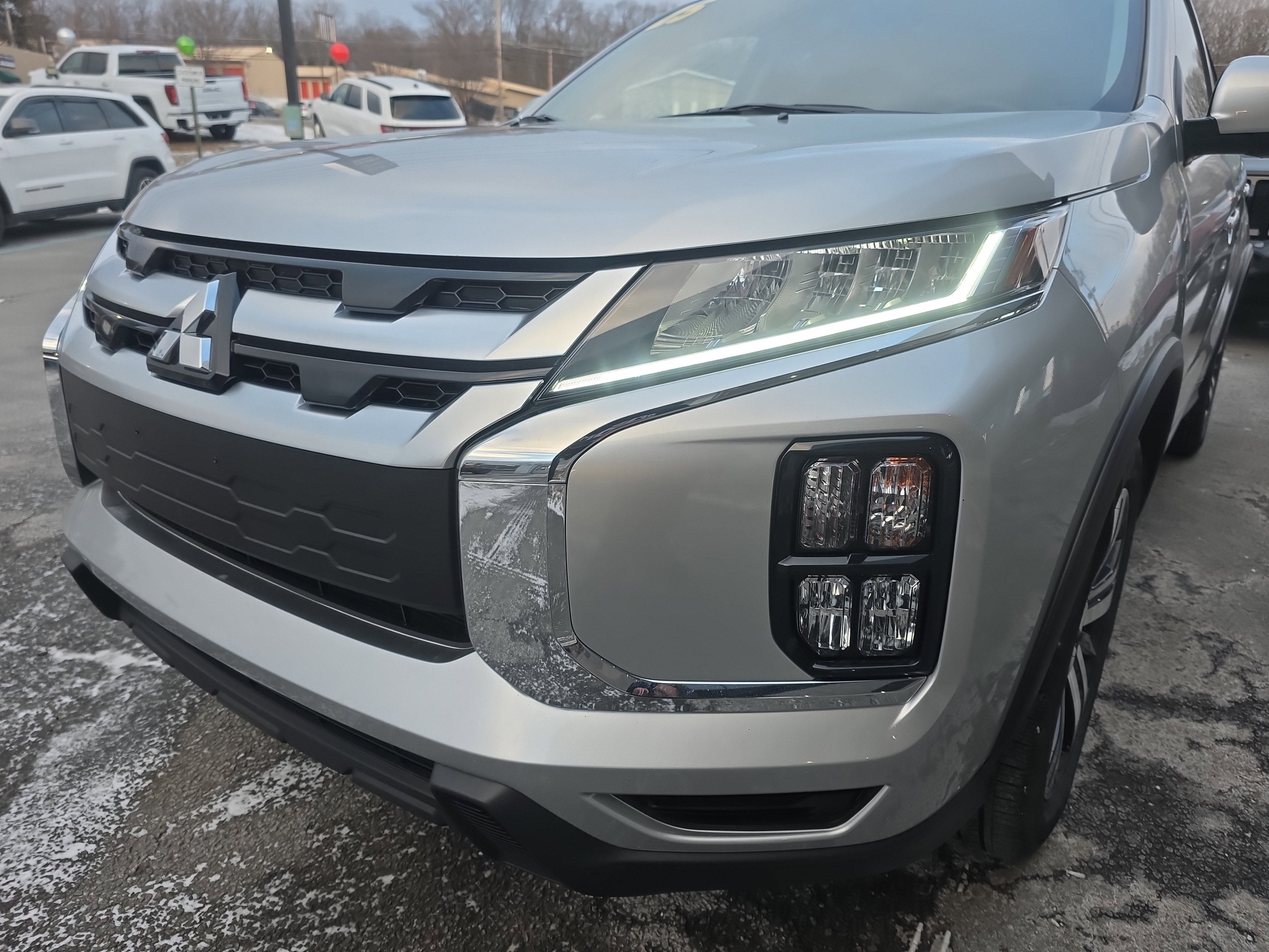 2025 Mitsubishi Outlander Sport S