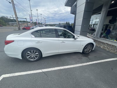 2017 INFINITI Q50 2.0t Premium
