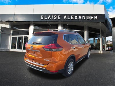 2020 Nissan Rogue SV