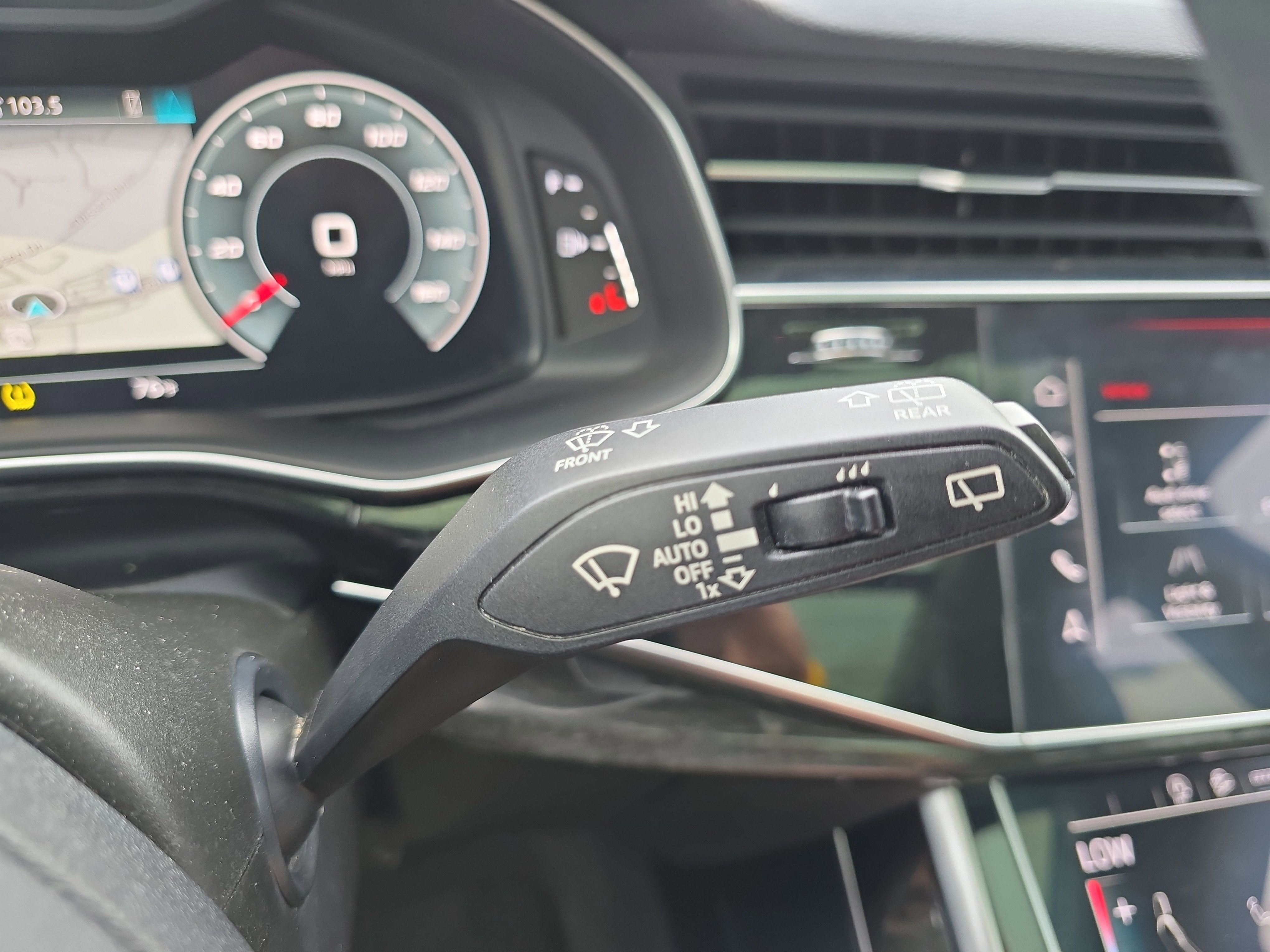 2021 Audi Q7 Premium Plus