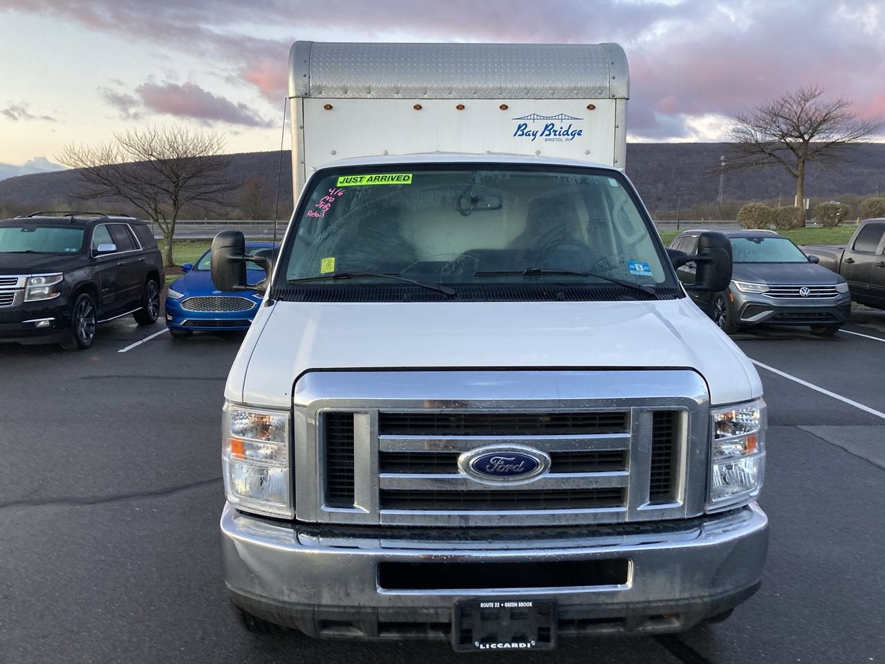 2018 Ford E-Series Cutaway E-350 WB