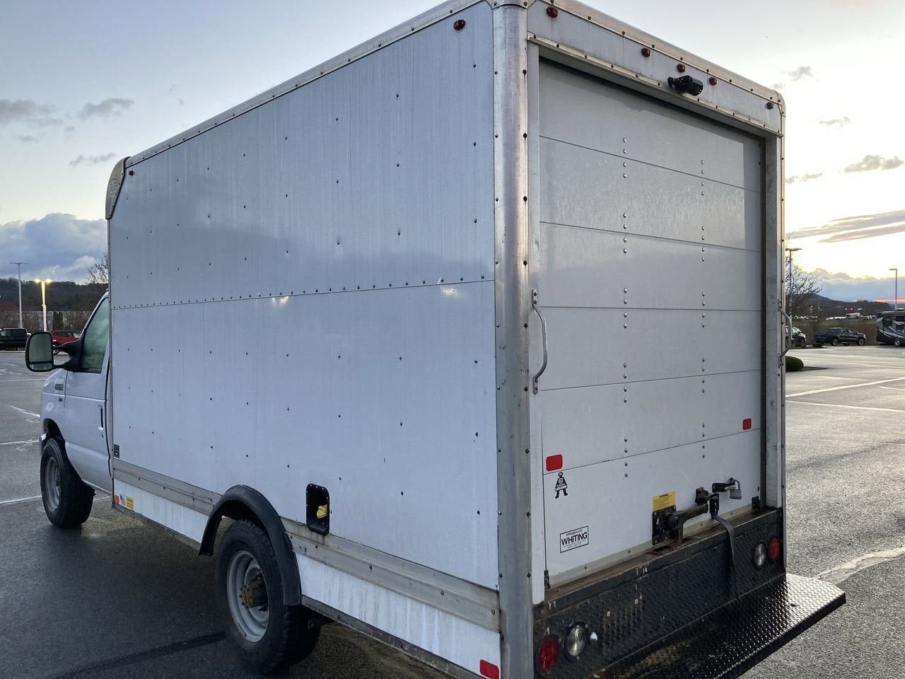 2018 Ford E-Series Cutaway E-350 WB