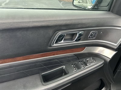 2017 Ford Explorer Platinum