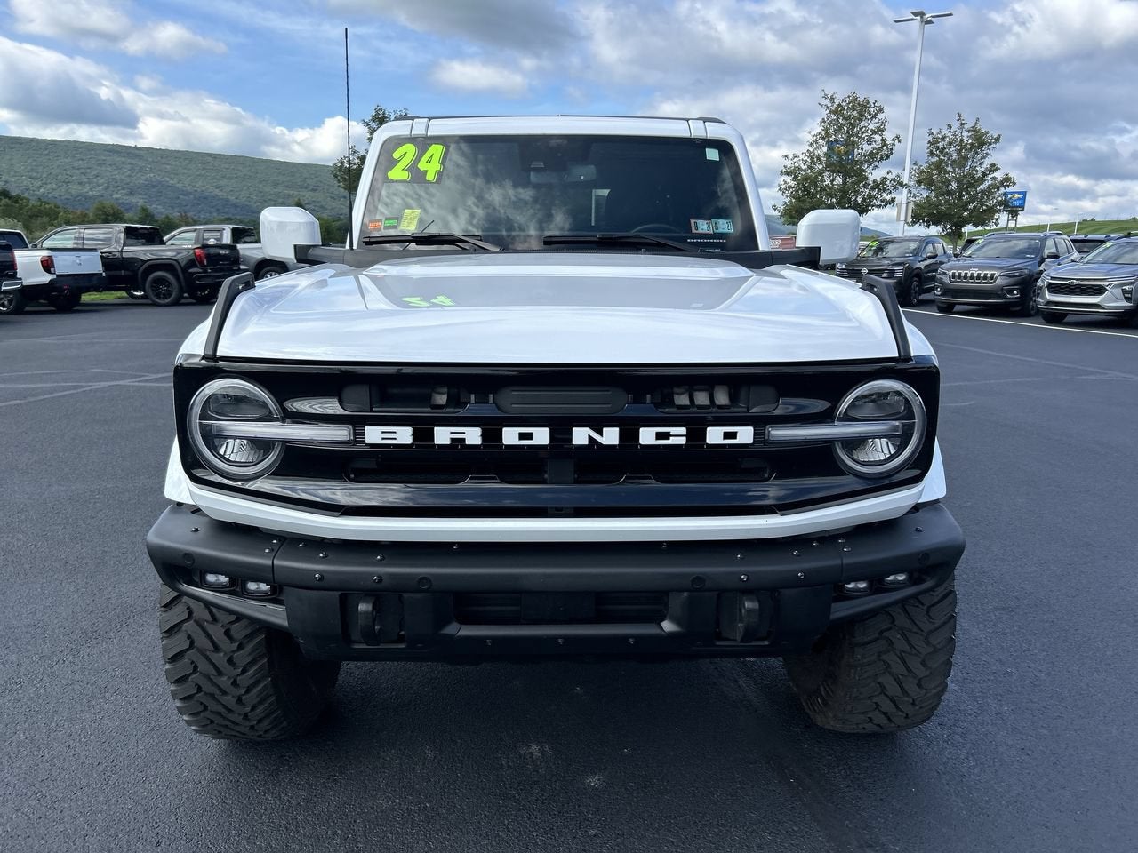 2024 Ford Bronco Outer Banks