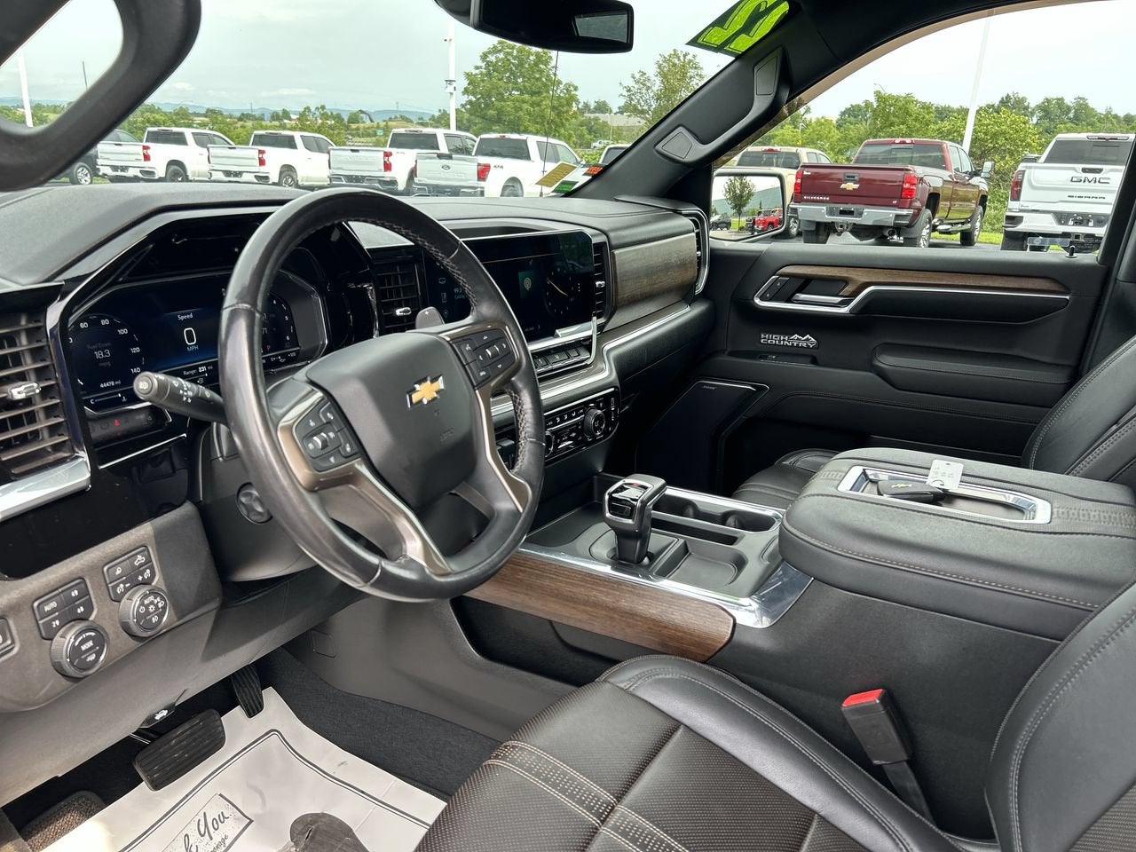 2022 Chevrolet Silverado 1500 High Country