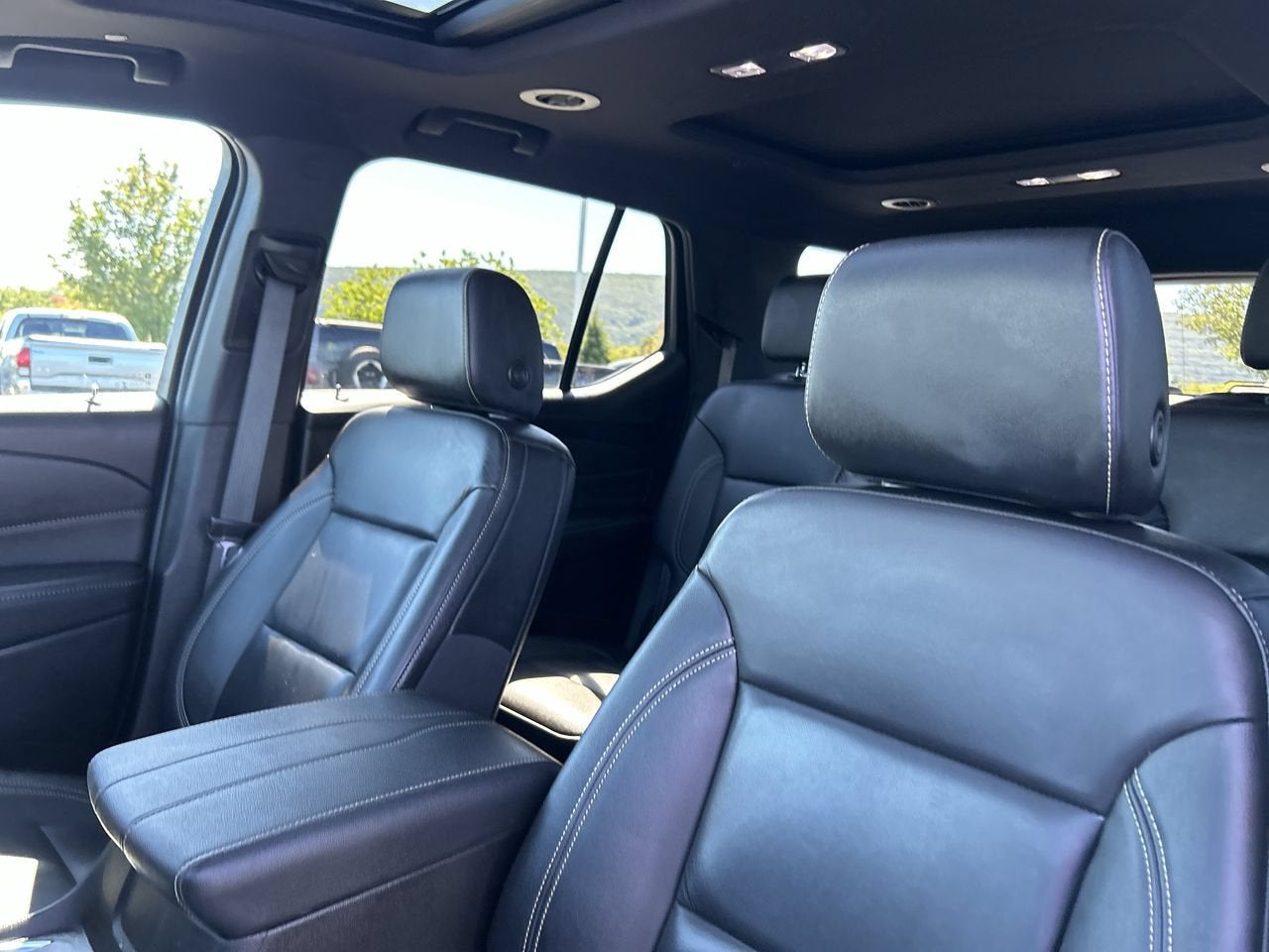 2022 Chevrolet Traverse LT Leather