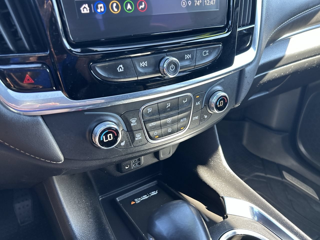 2022 Chevrolet Traverse LT Leather
