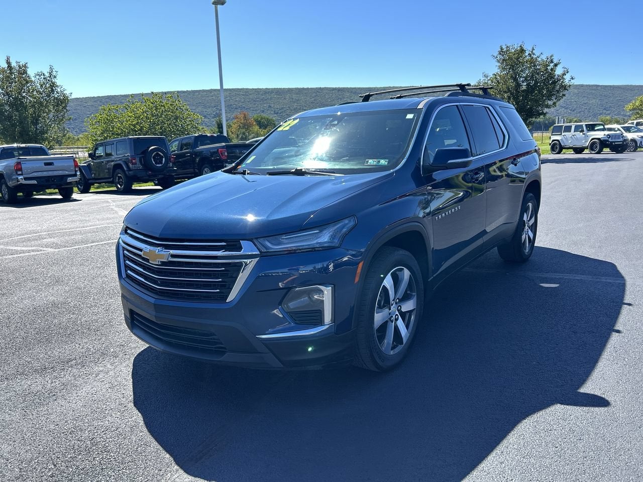 2022 Chevrolet Traverse LT Leather