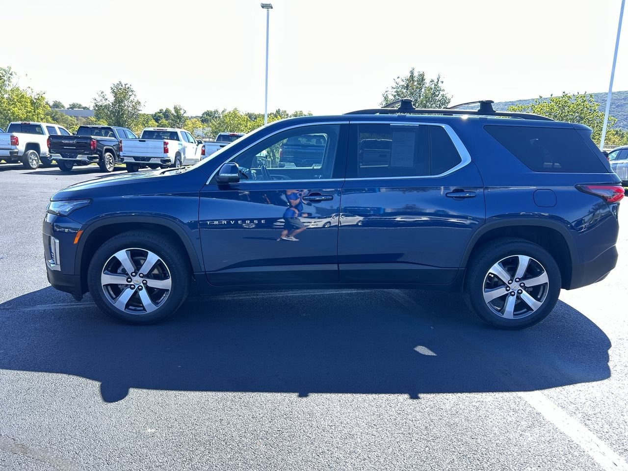 2022 Chevrolet Traverse LT Leather